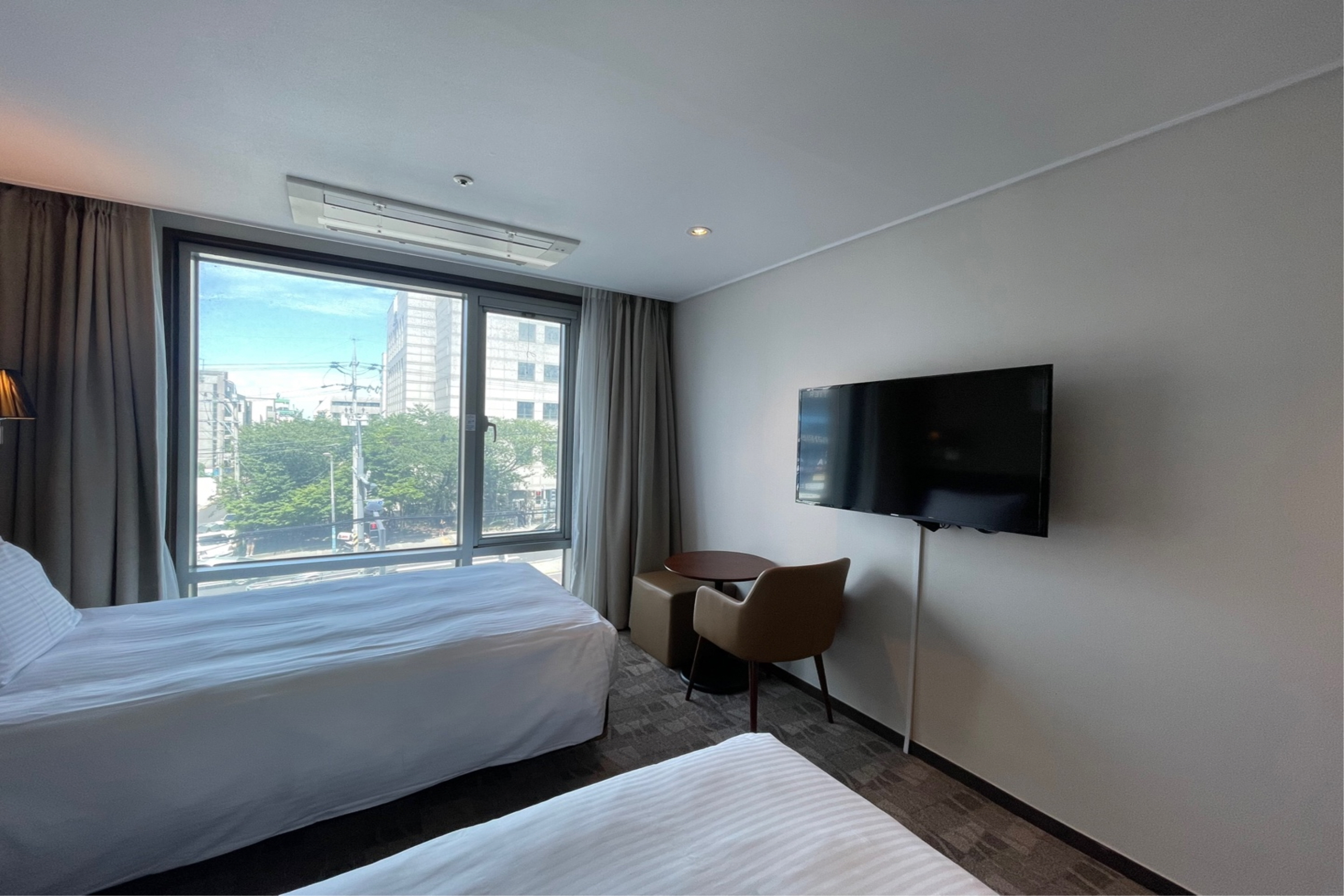 Guest room at the Ramada by Wyndham Jeju City Hall in Jeju, Other than US/Canada