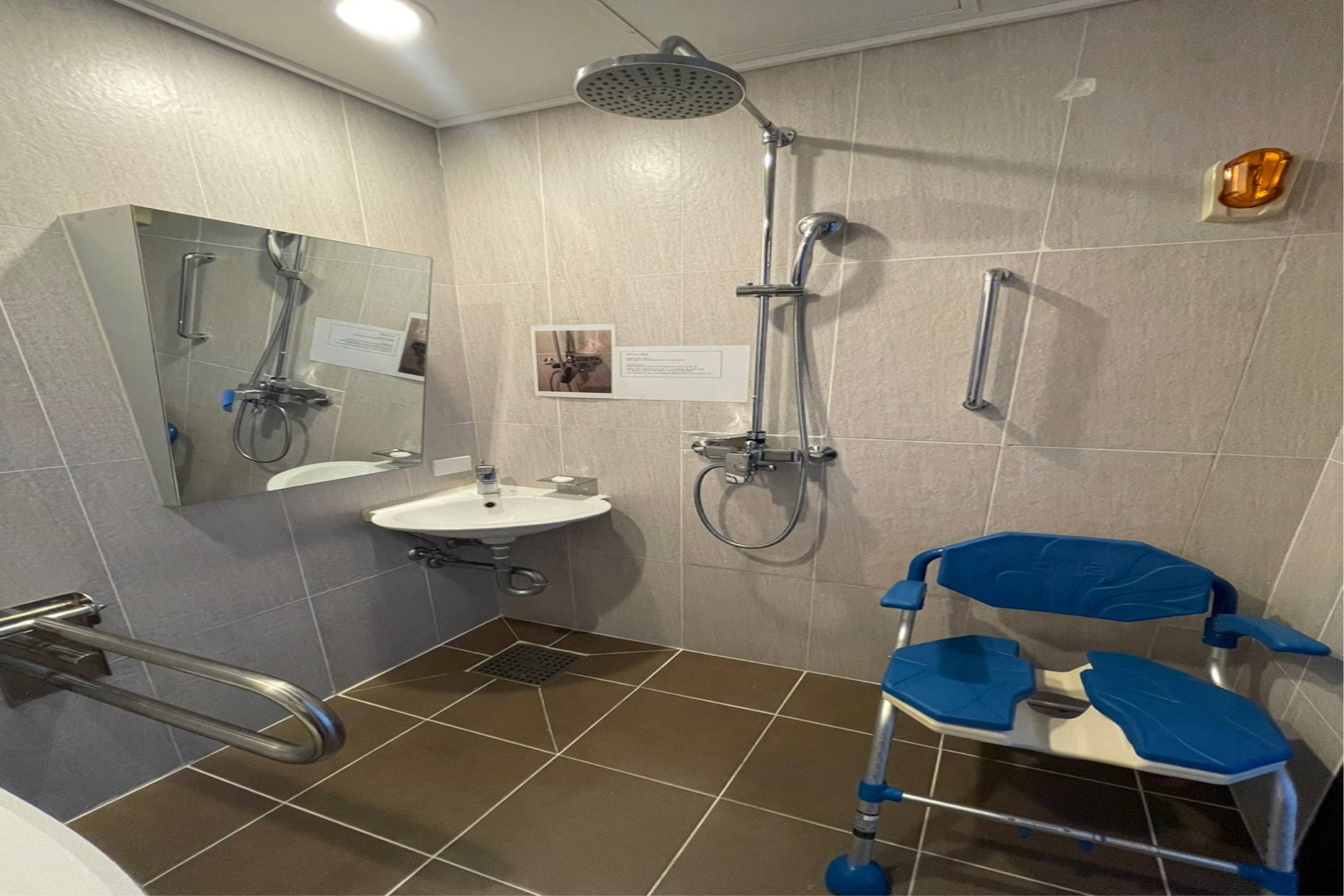 Guest room at the Ramada by Wyndham Jeju City Hall in Jeju, Other than US/Canada