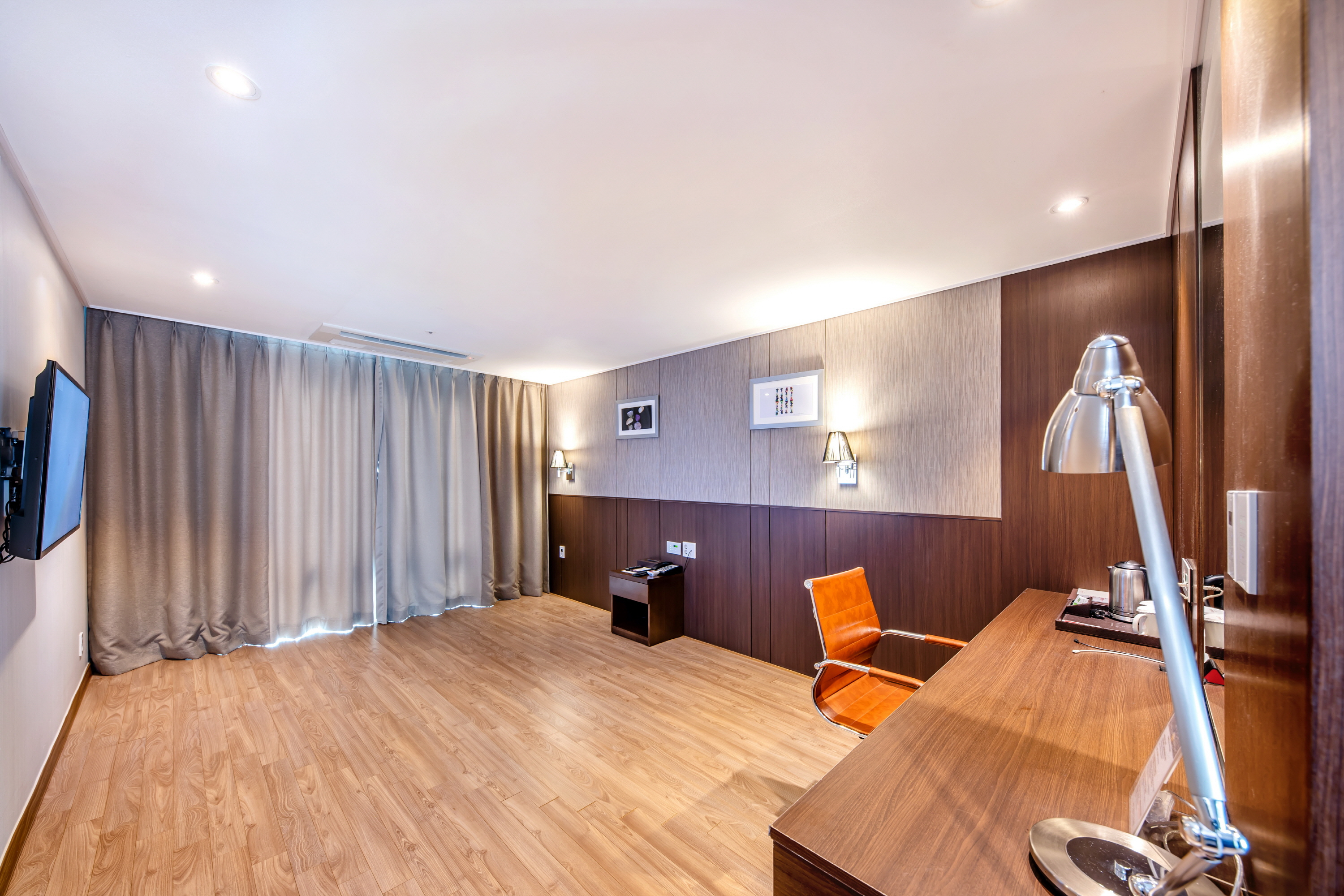 Guest room at the Ramada by Wyndham Jeju City Hall in Jeju, Other than US/Canada