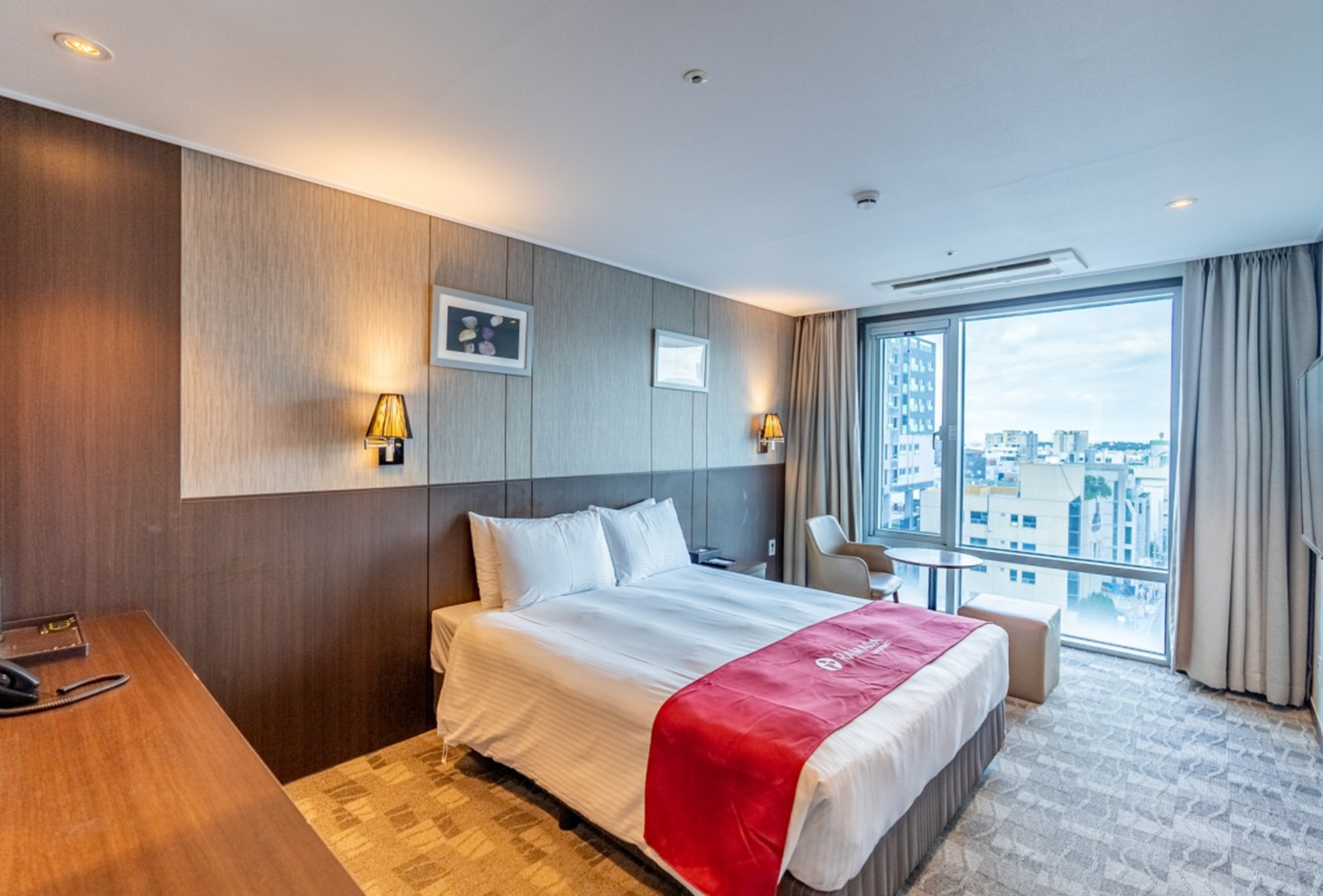 Guest room at the Ramada by Wyndham Jeju City Hall in Jeju, Other than US/Canada