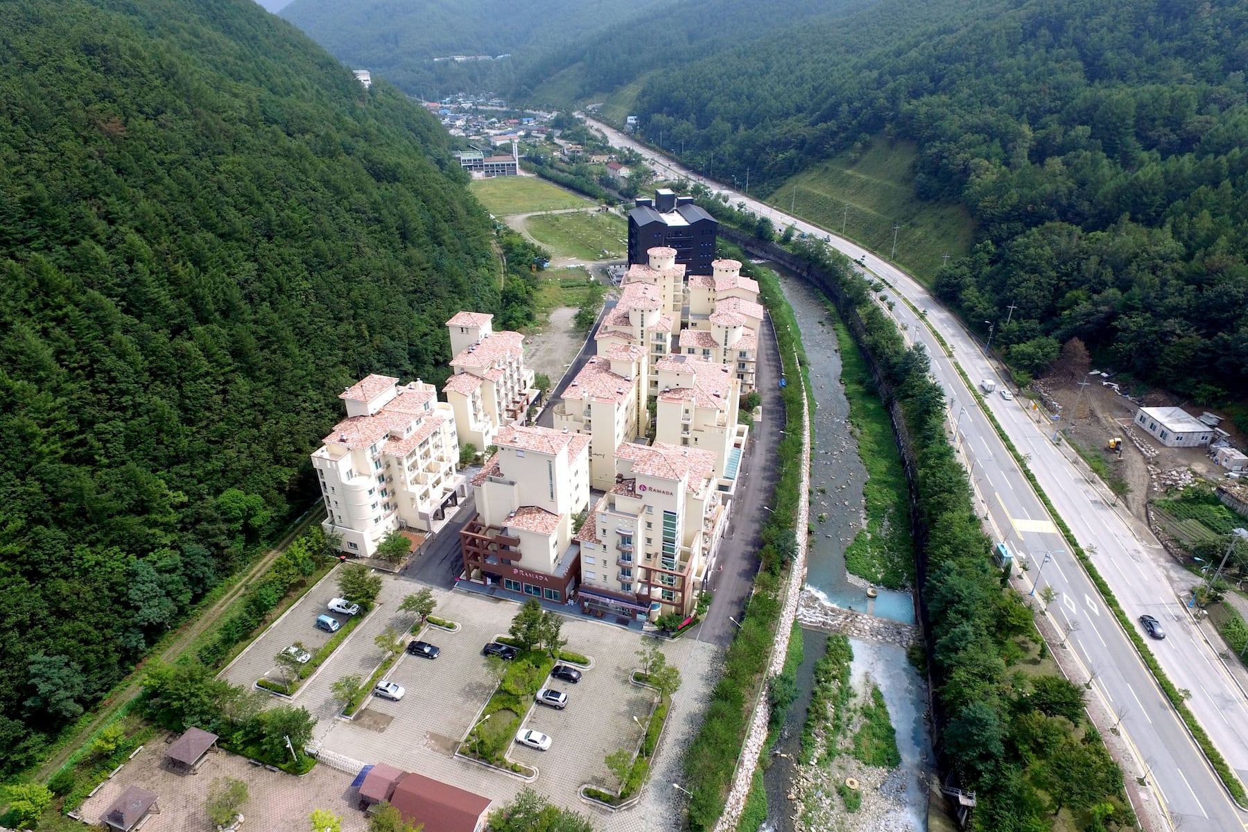 Exterior of Ramada by Wyndham Taebaek hotel in Taebaek, Other than US/Canada