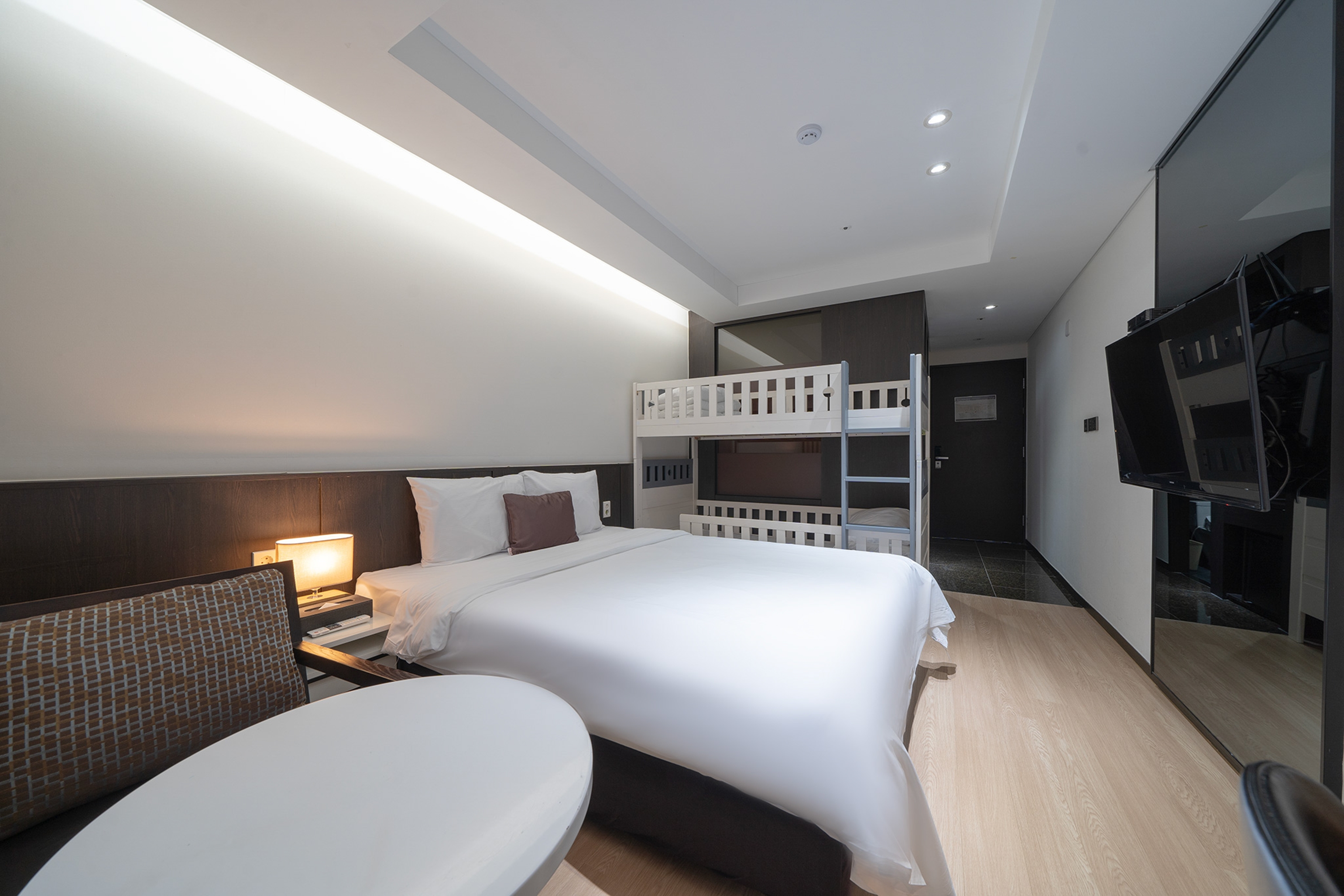 Guest room at the Ramada by Wyndham Yongin in Yongin, Other than US/Canada