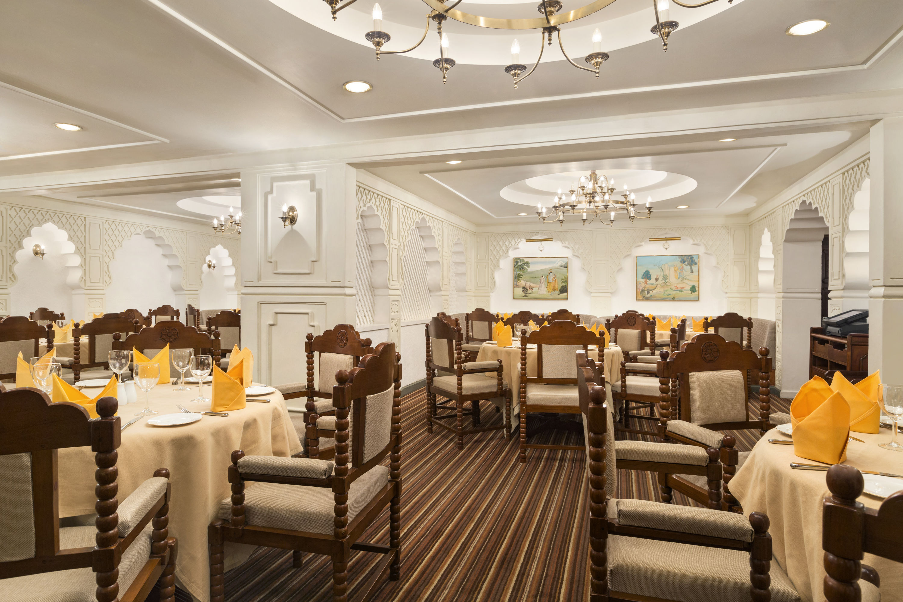 Ramada by Wyndham Colombo restaurant in Colombo, Other than US/Canada