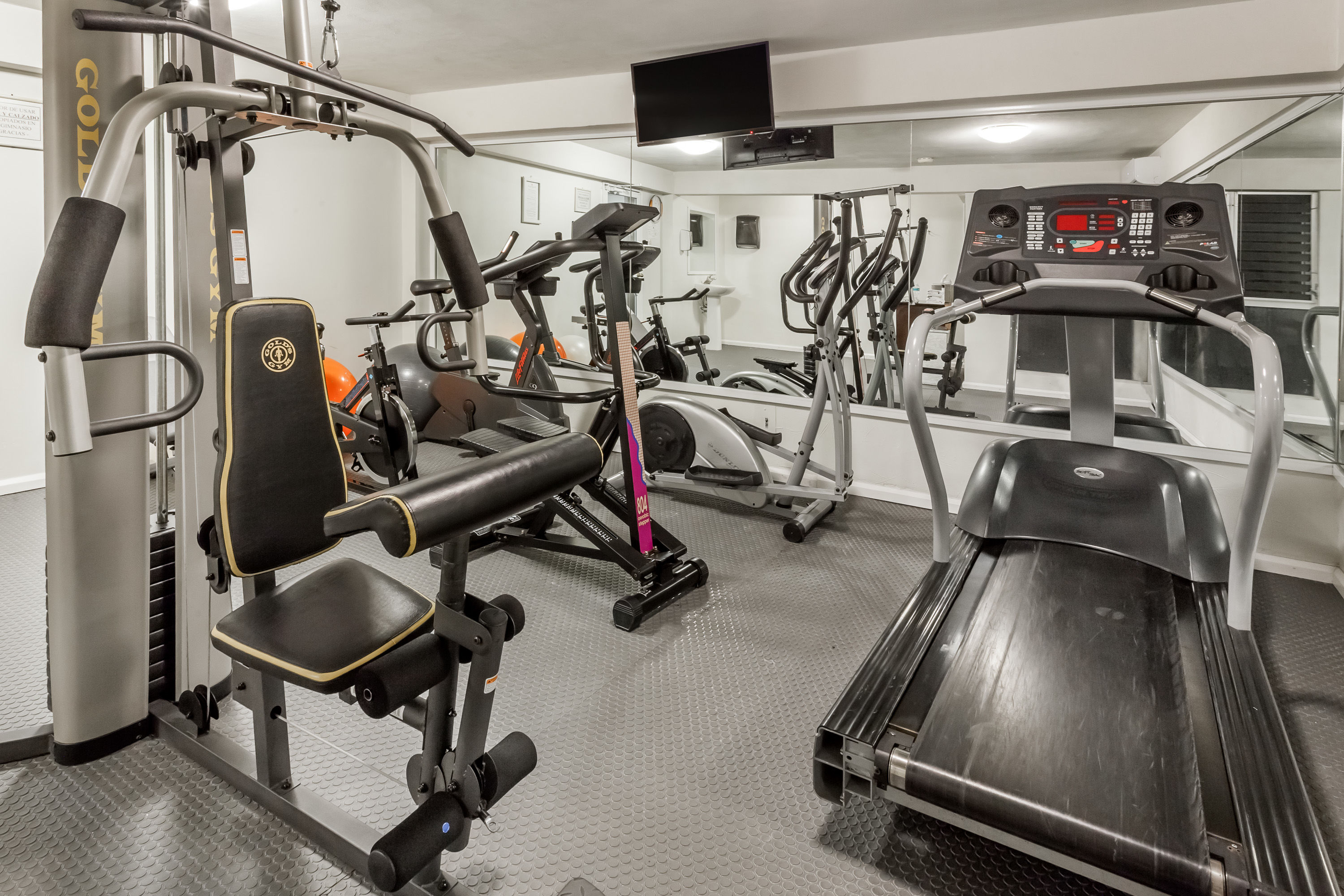 Fitness room at Ramada Plaza by Wyndham Leon in Leon, Other than US/Canada