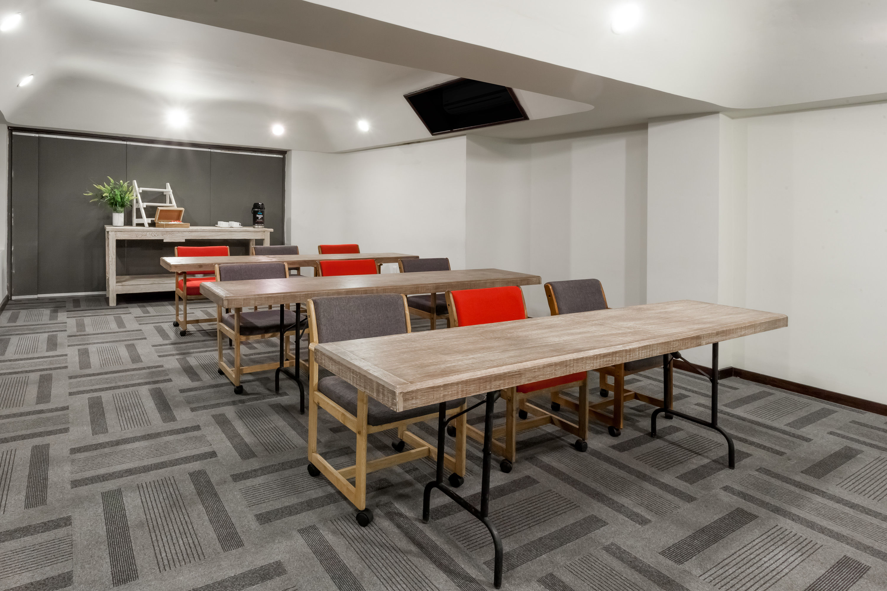 Meeting room at Ramada Plaza by Wyndham Leon in Leon, Other than US/Canada