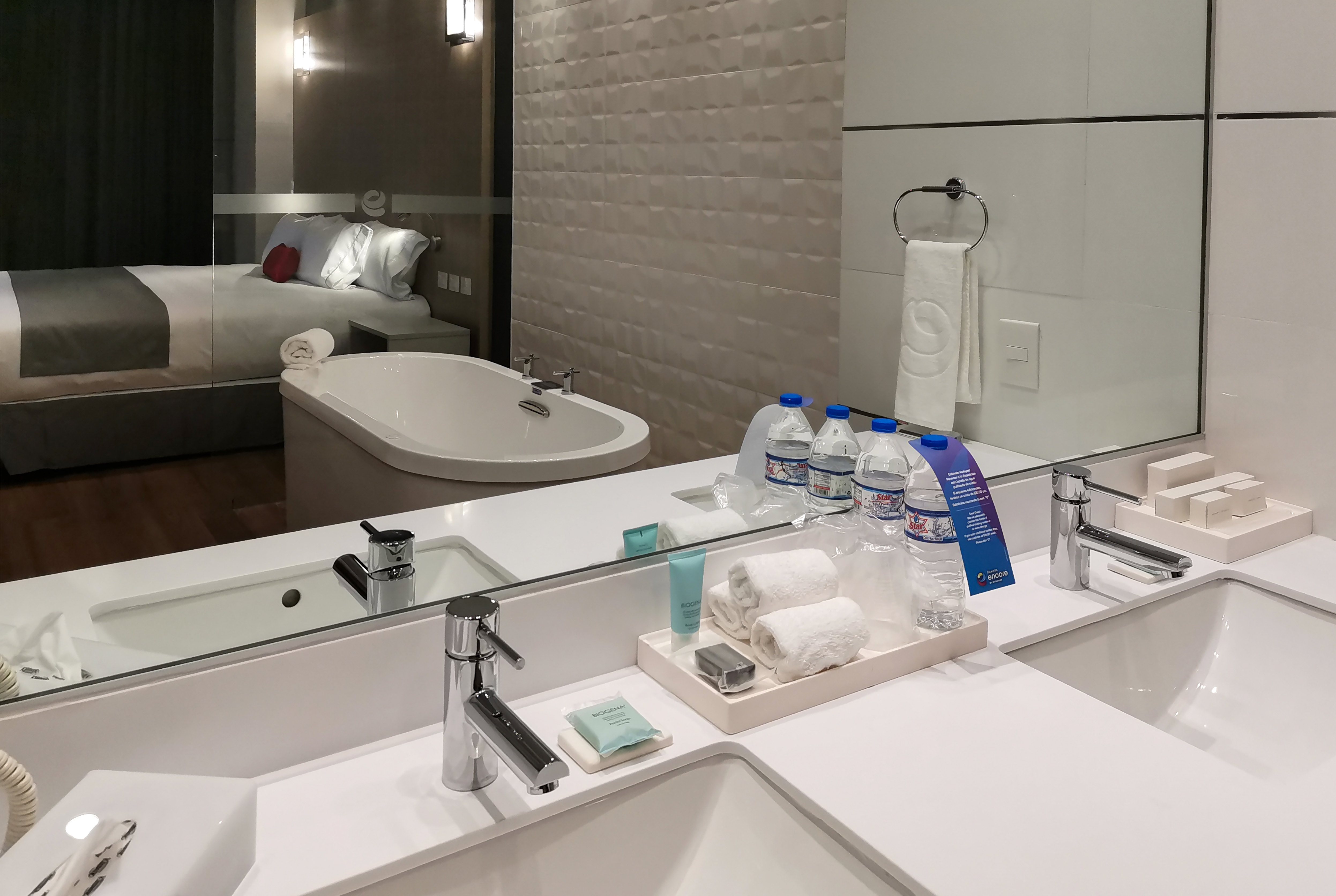 Ramada Encore by Wyndham Monterrey Apodaca Zona Aeropuerto suite in Monterrey, Other than US/Canada