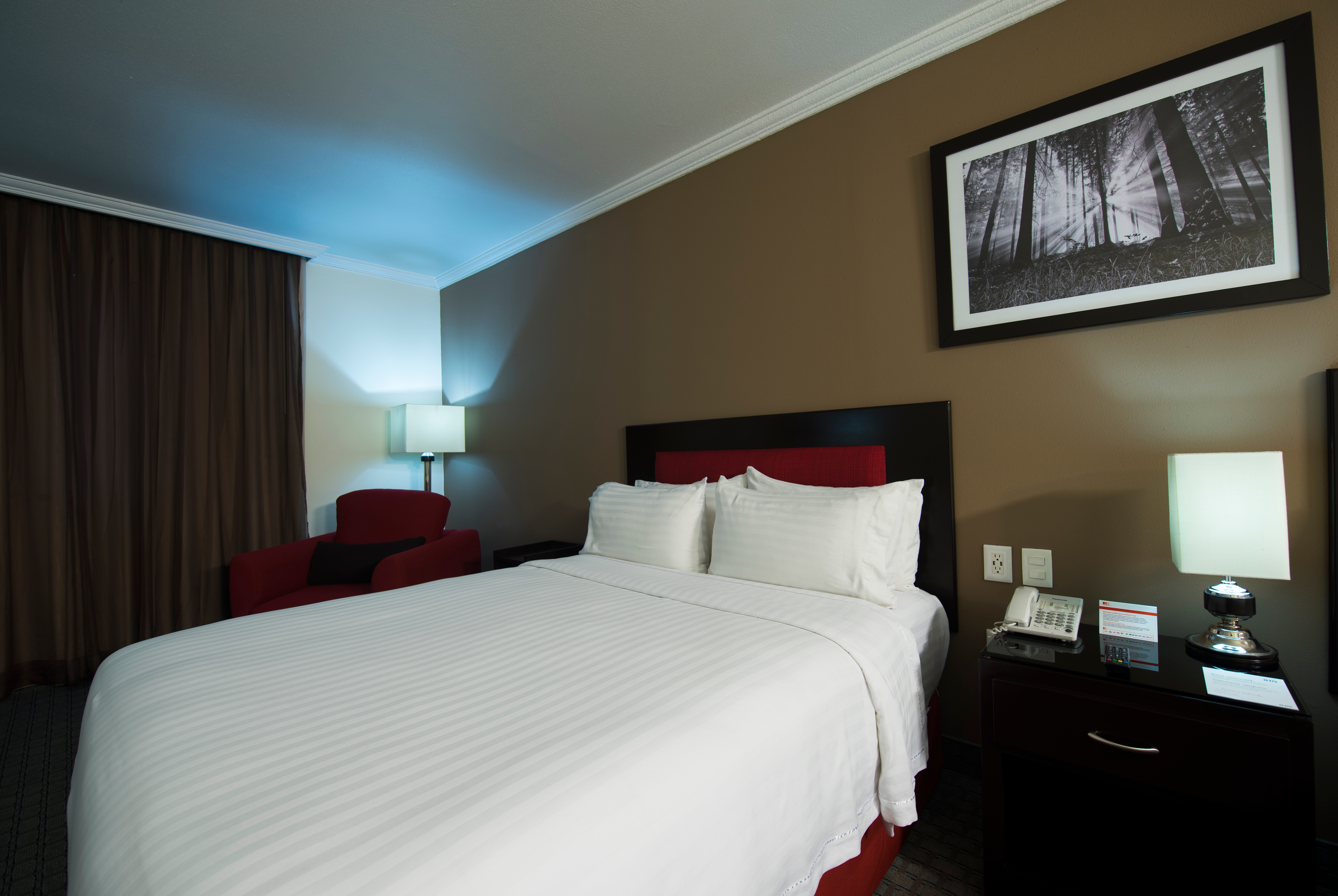 Guest room at the Ramada by Wyndham Ciudad de Mexico Perinorte in Tlalnepantla, Other than US/Canada