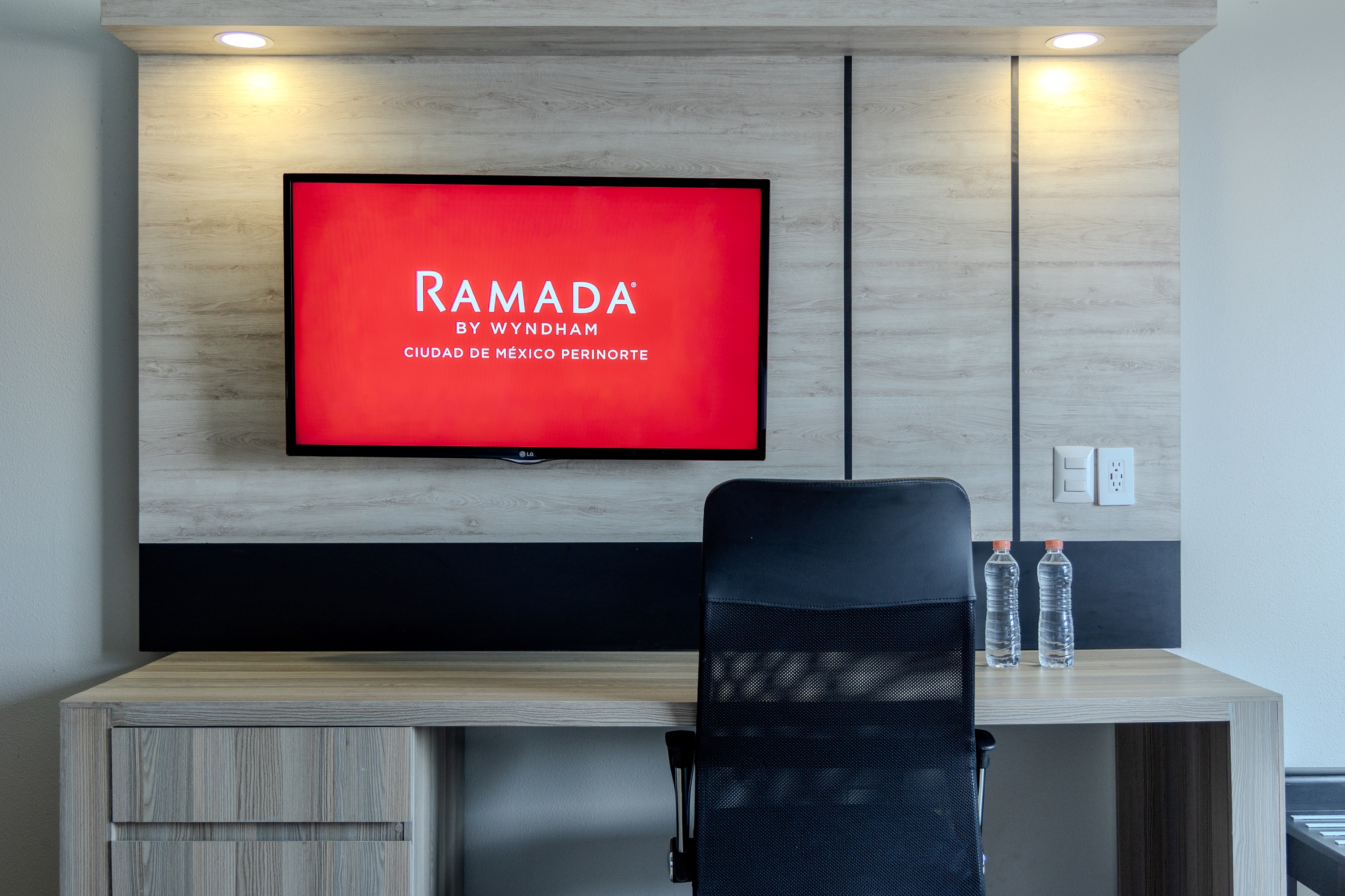 Guest room feature at the Ramada by Wyndham CDMX Perinorte in Tlalnepantla, Other than US/Canada