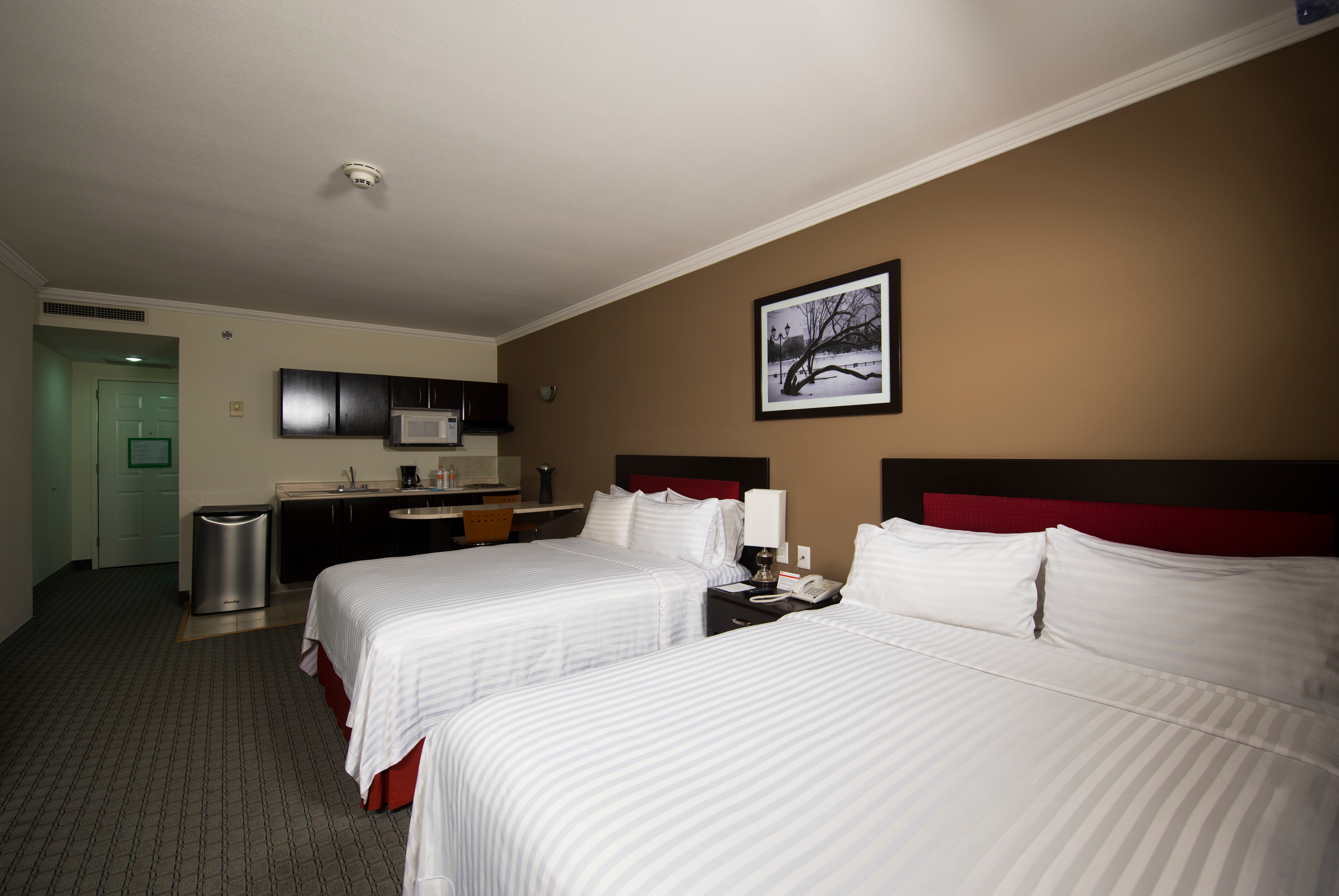 Guest room at the Ramada by Wyndham Ciudad de Mexico Perinorte in Tlalnepantla, Other than US/Canada