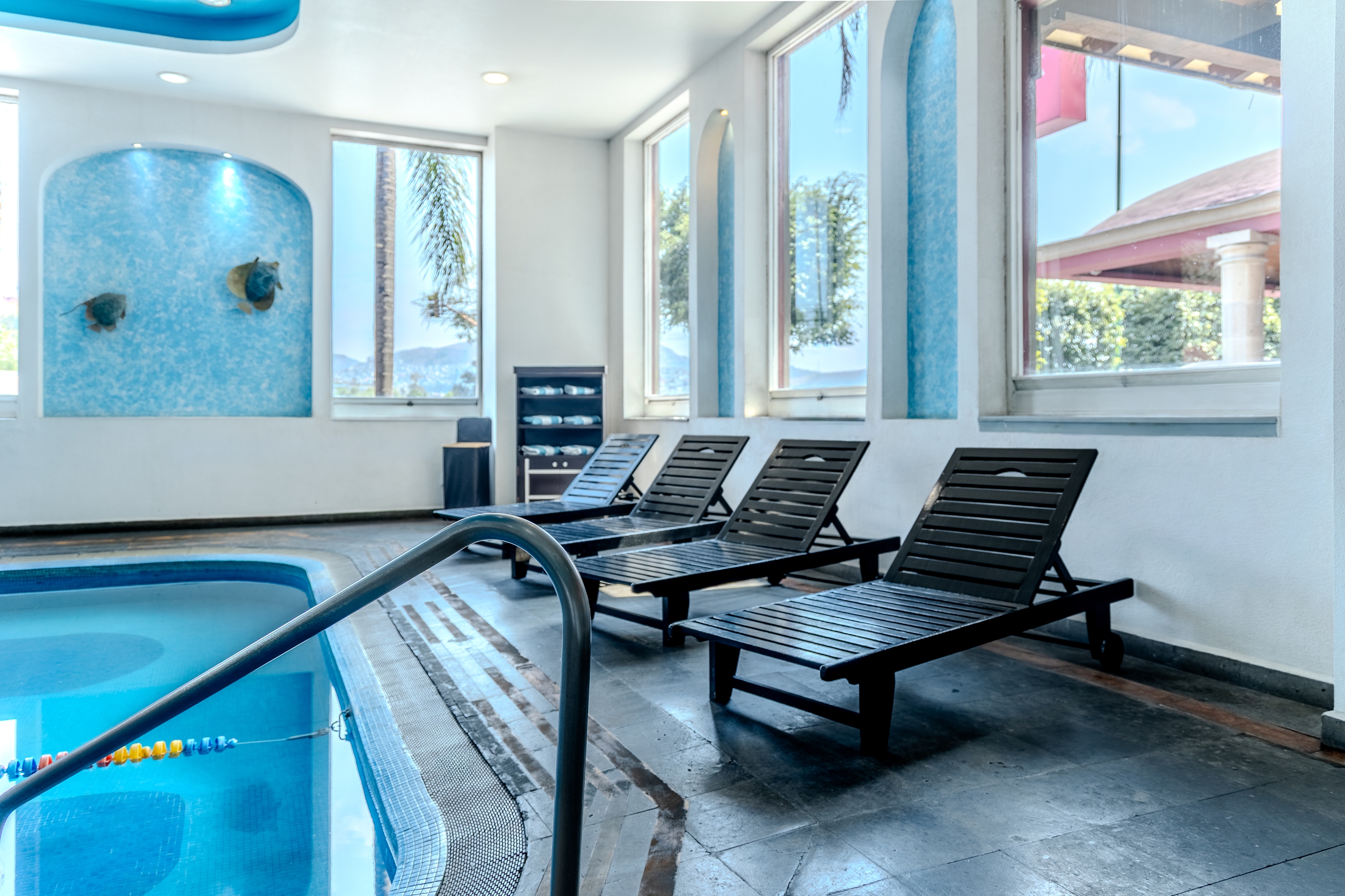 Pool at the Ramada by Wyndham CDMX Perinorte in Tlalnepantla, Other than US/Canada