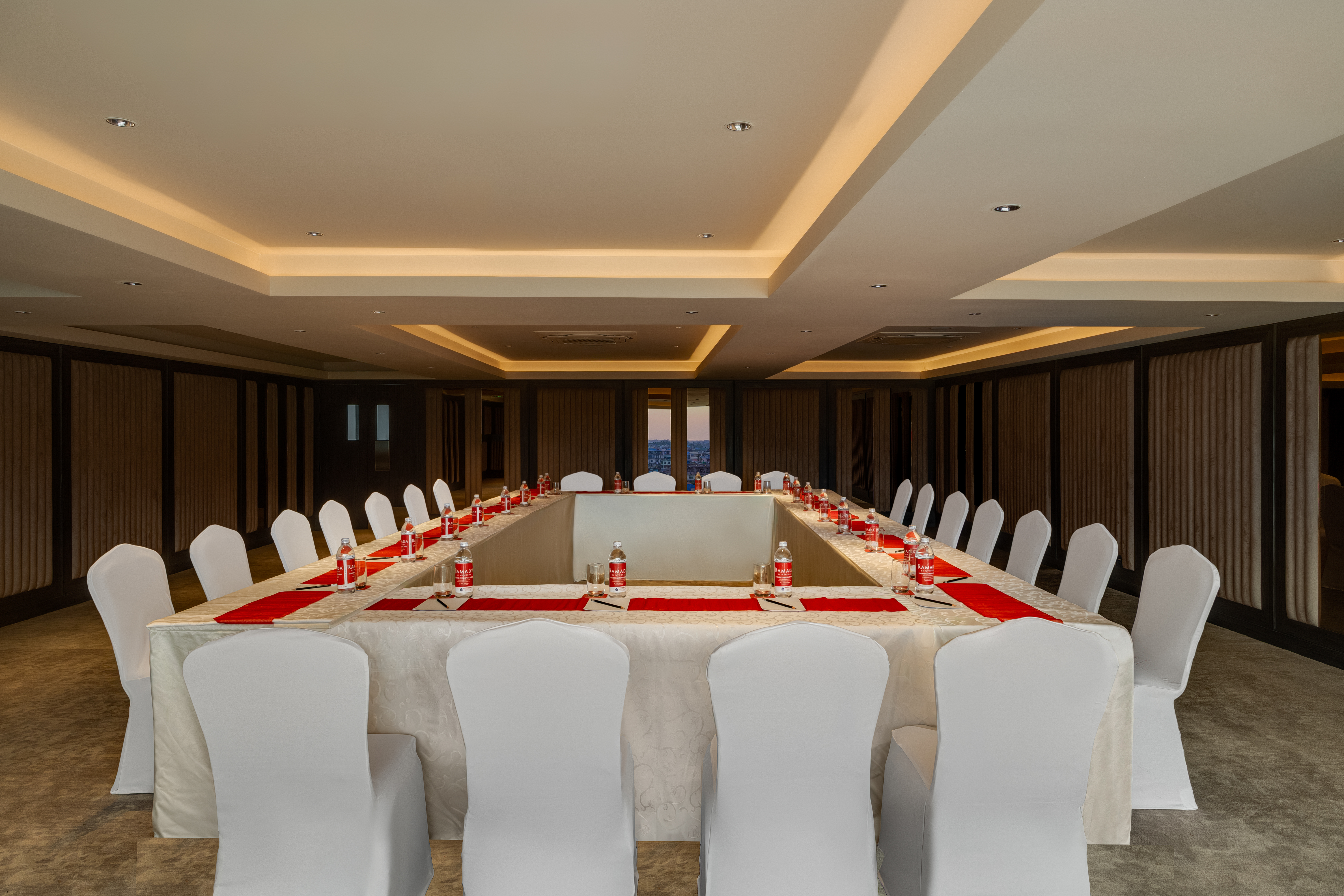 Meeting room banquet rounds at Ramada by Wyndham Itahari Pashupati Marg in Itahari, Other than US/Canada