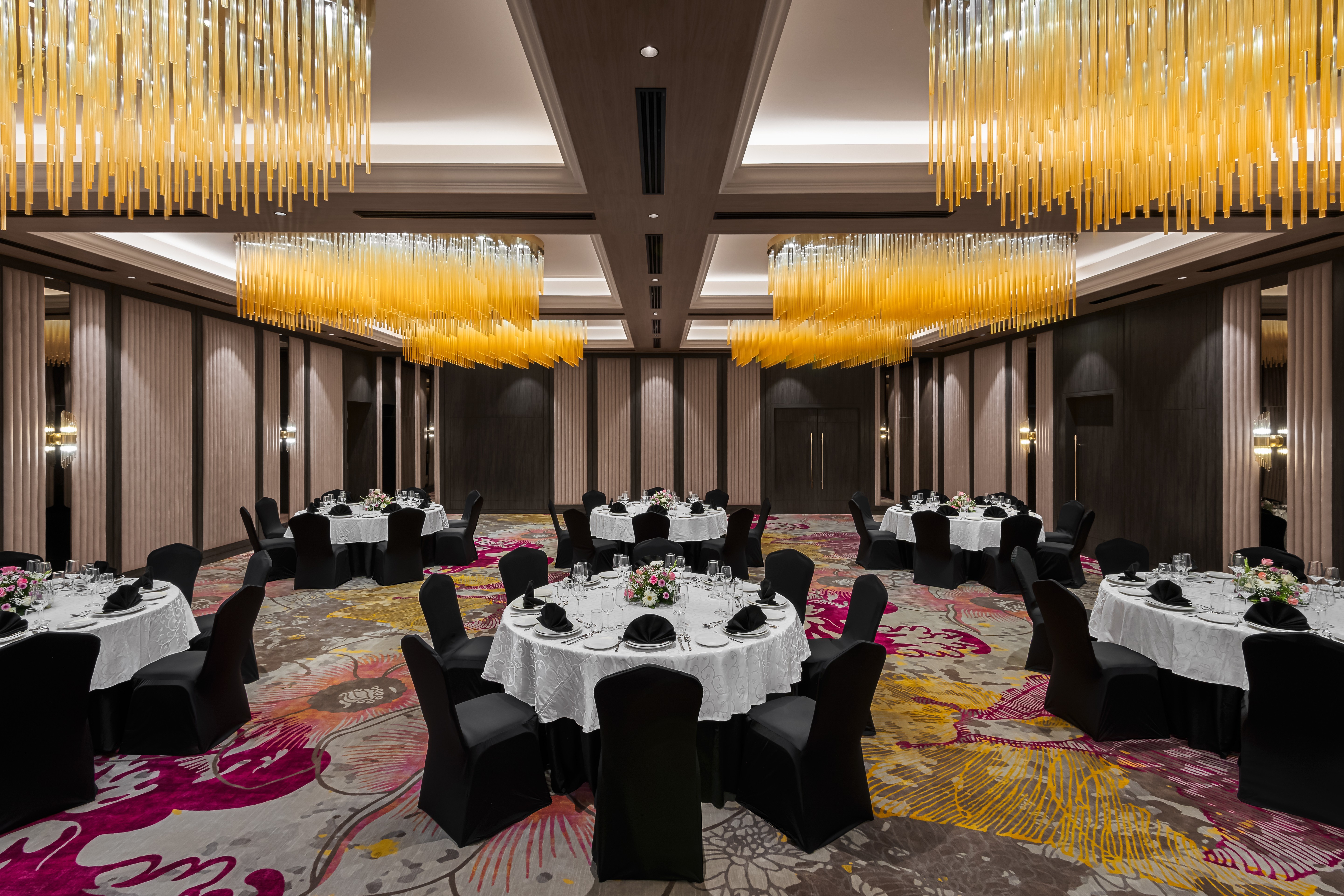 Meeting room banquet rounds at Ramada by Wyndham Itahari Pashupati Marg in Itahari, Other than US/Canada