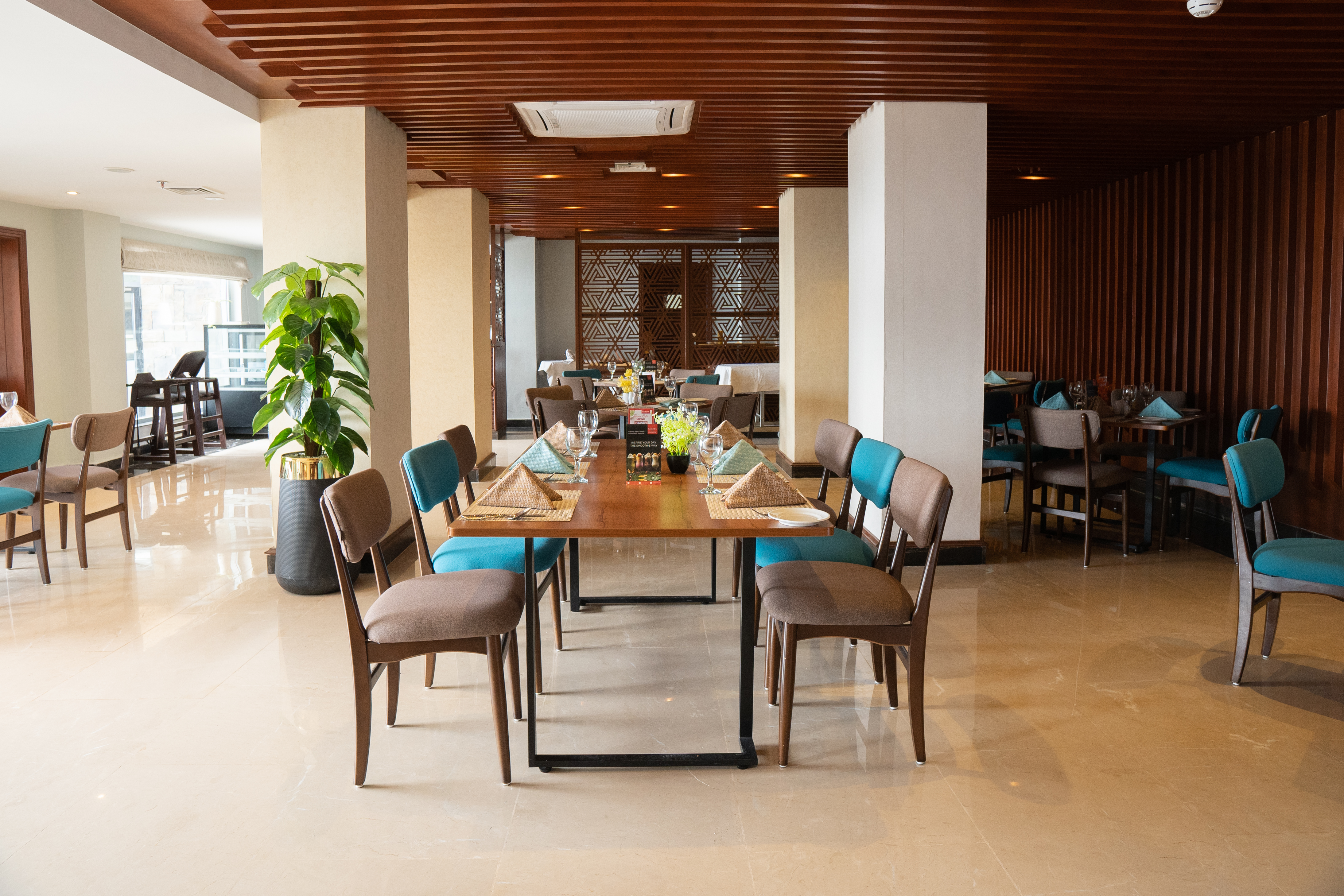 Ramada by Wyndham Murree Lower Topa Resort restaurant in Lower Topa, Murree, Other than US/Canada