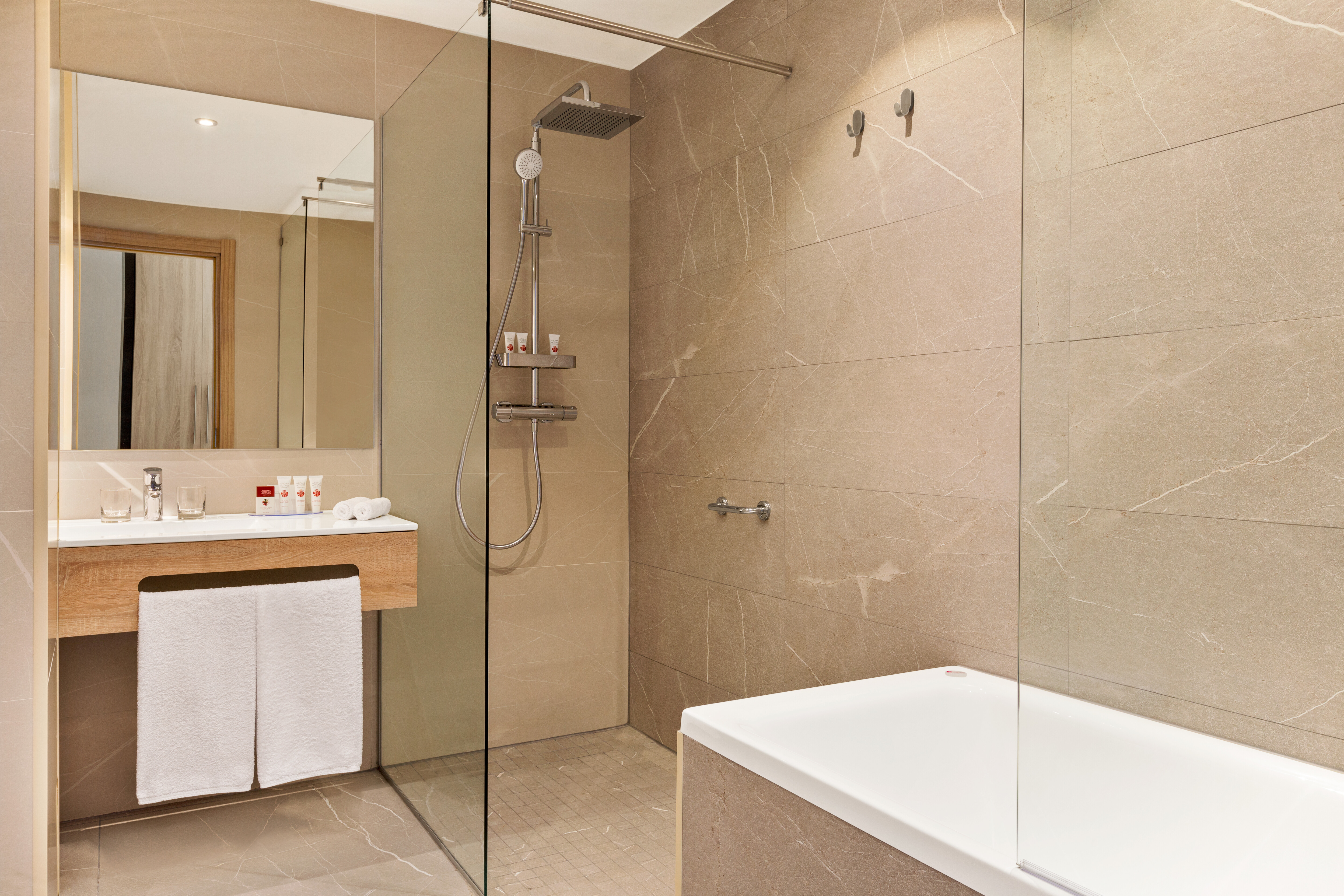 Guest room bath at the Ramada by Wyndham Targu Jiu in Targu Jiu, Other than US/Canada