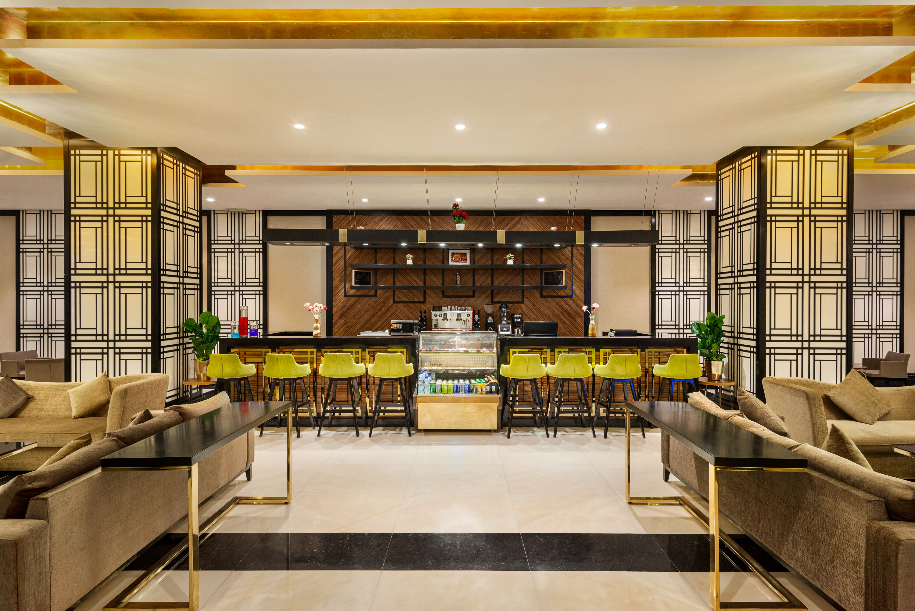 Ramada by Wyndham Makkah Zad Al Rawda cafe in Makkah, Other than US/Canada