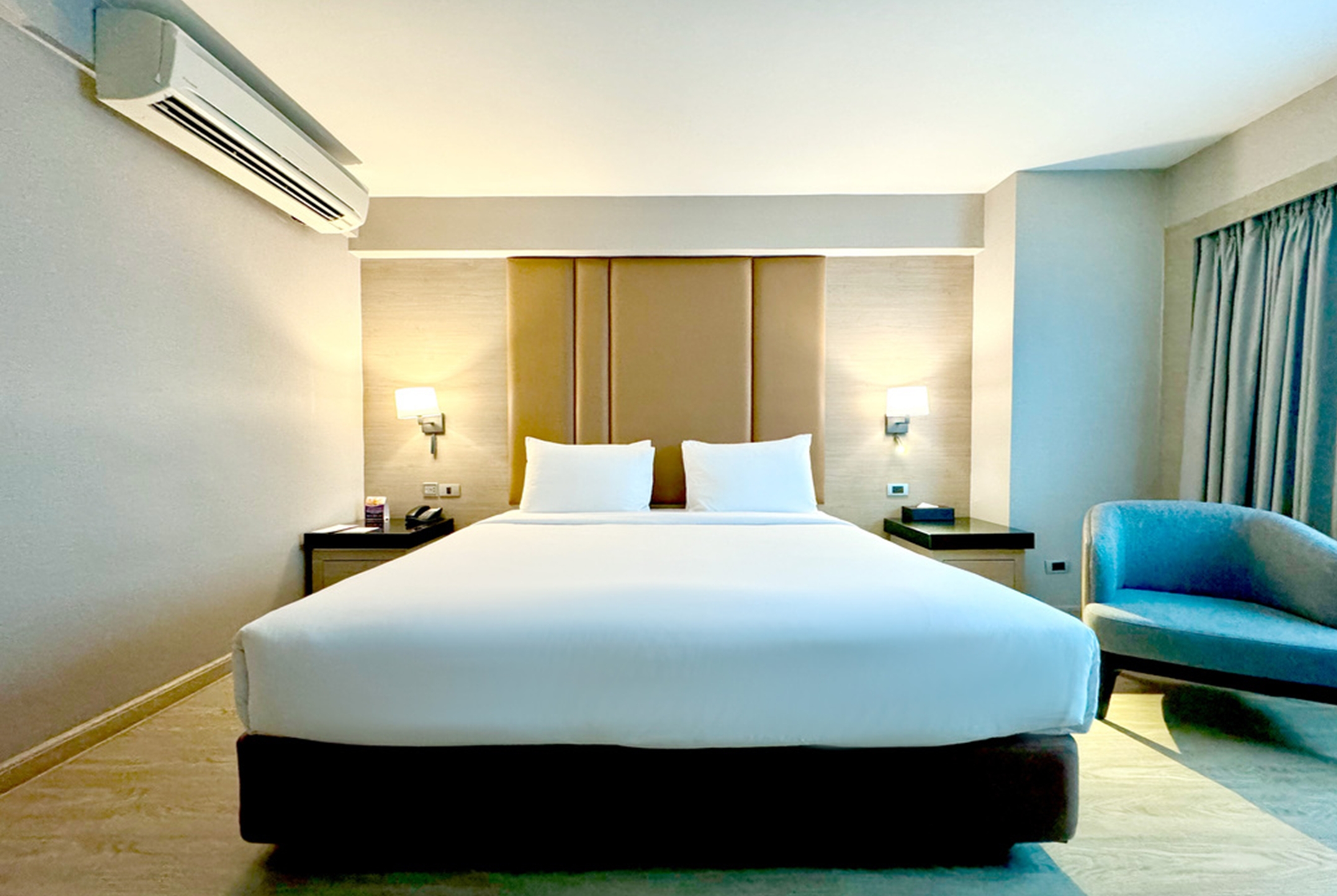 Guest room at the Ramada by Wyndham Bangkok Sukhumvit 11 in Bangkok, Other than US/Canada