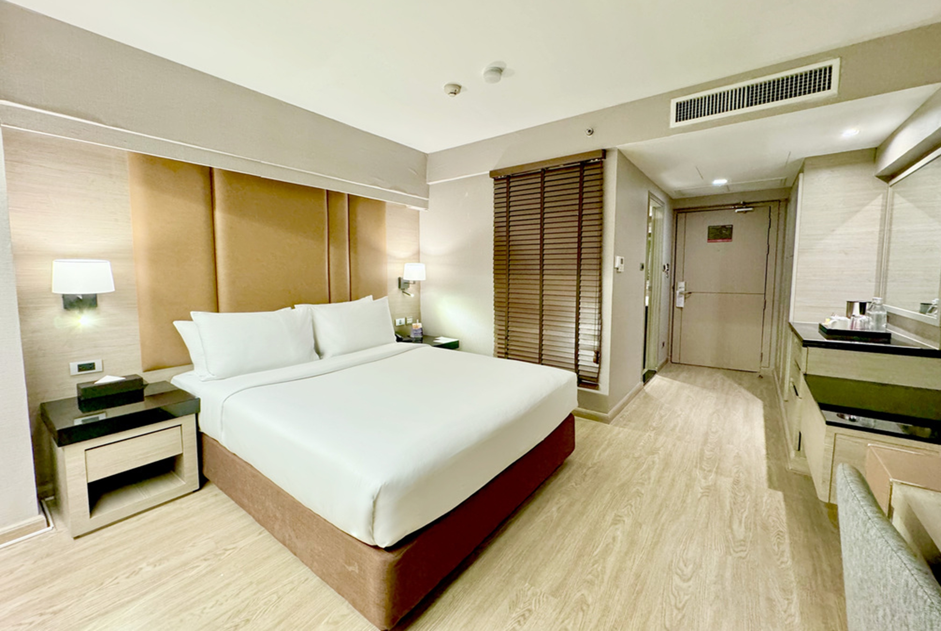 Guest room at the Ramada by Wyndham Bangkok Sukhumvit 11 in Bangkok, Other than US/Canada
