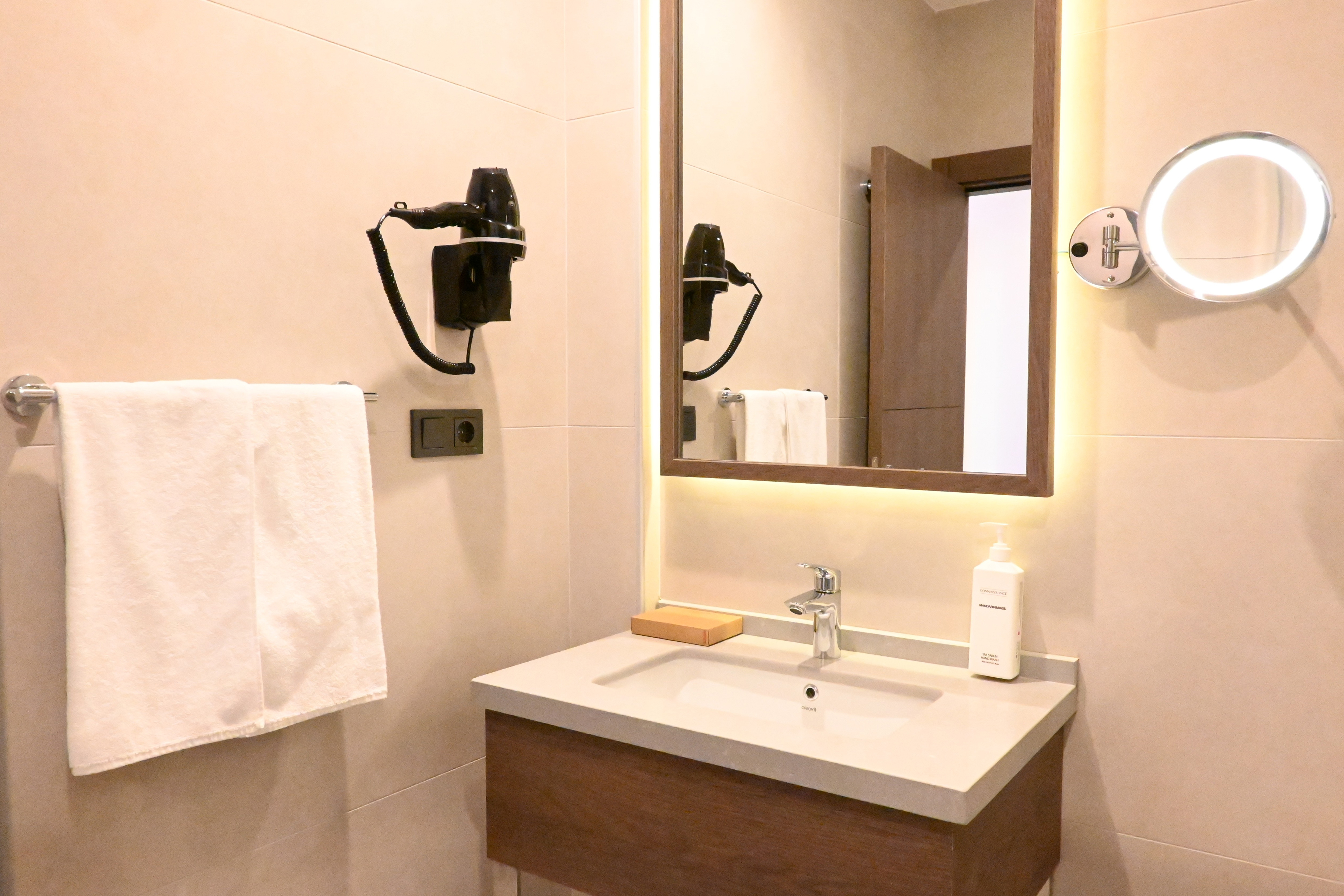Guest room bath at the Ramada by Wyndham Duzce in Duzce, Other than US/Canada