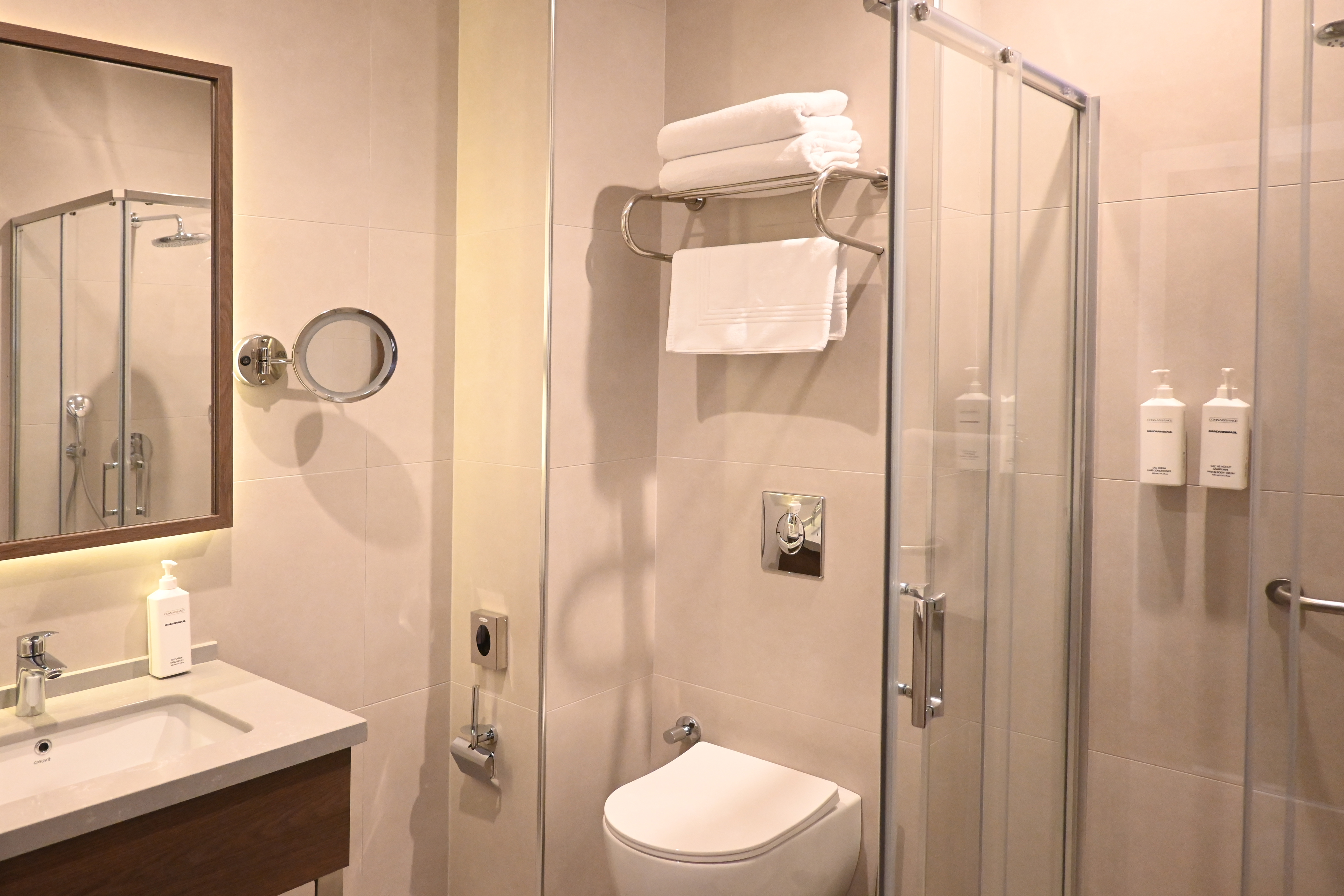 Guest room bath at the Ramada by Wyndham Duzce in Duzce, Other than US/Canada