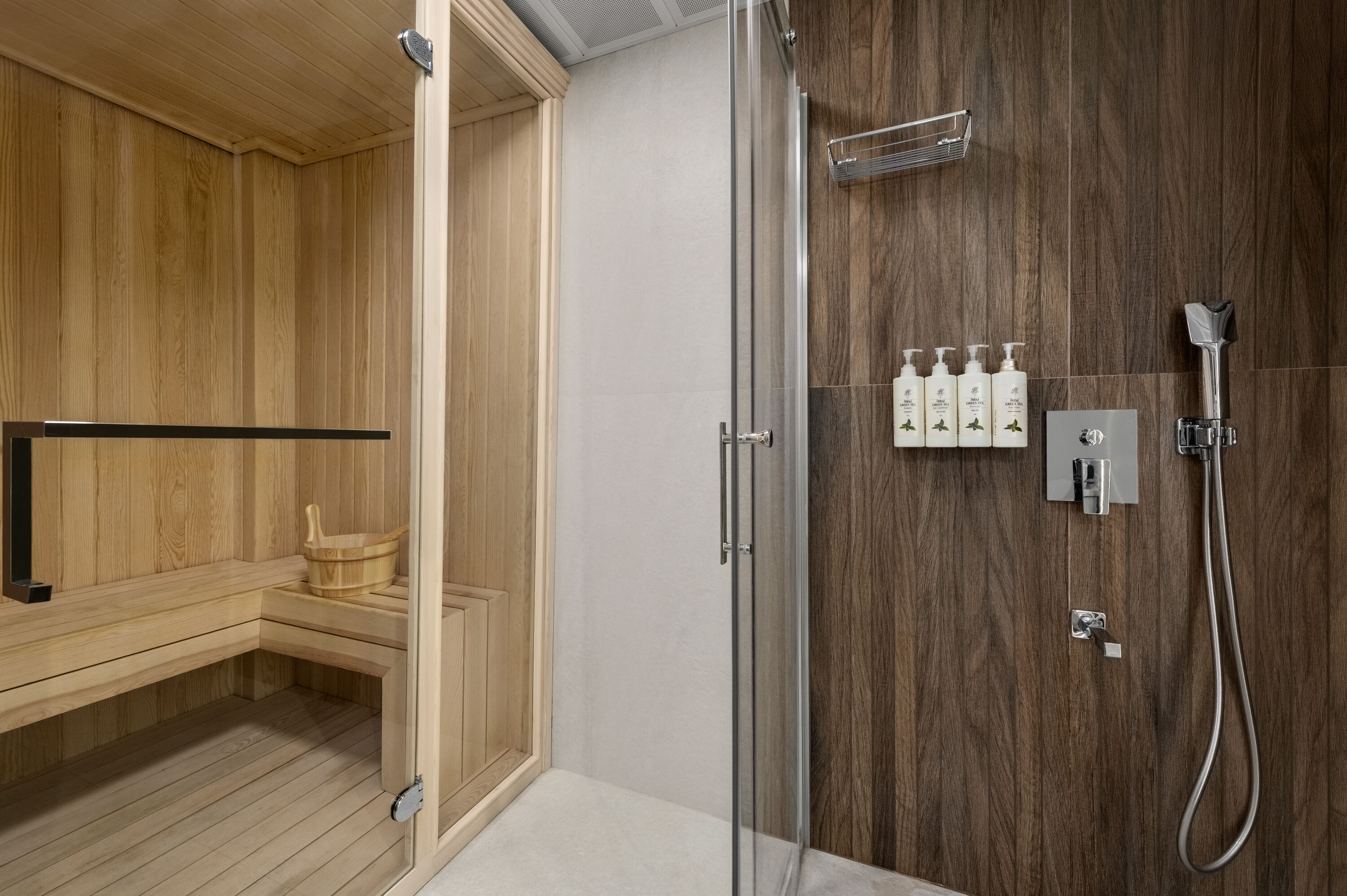 Guest room bath at the Ramada by Wyndham Erzincan Ergan in Erzincan, Other than US/Canada