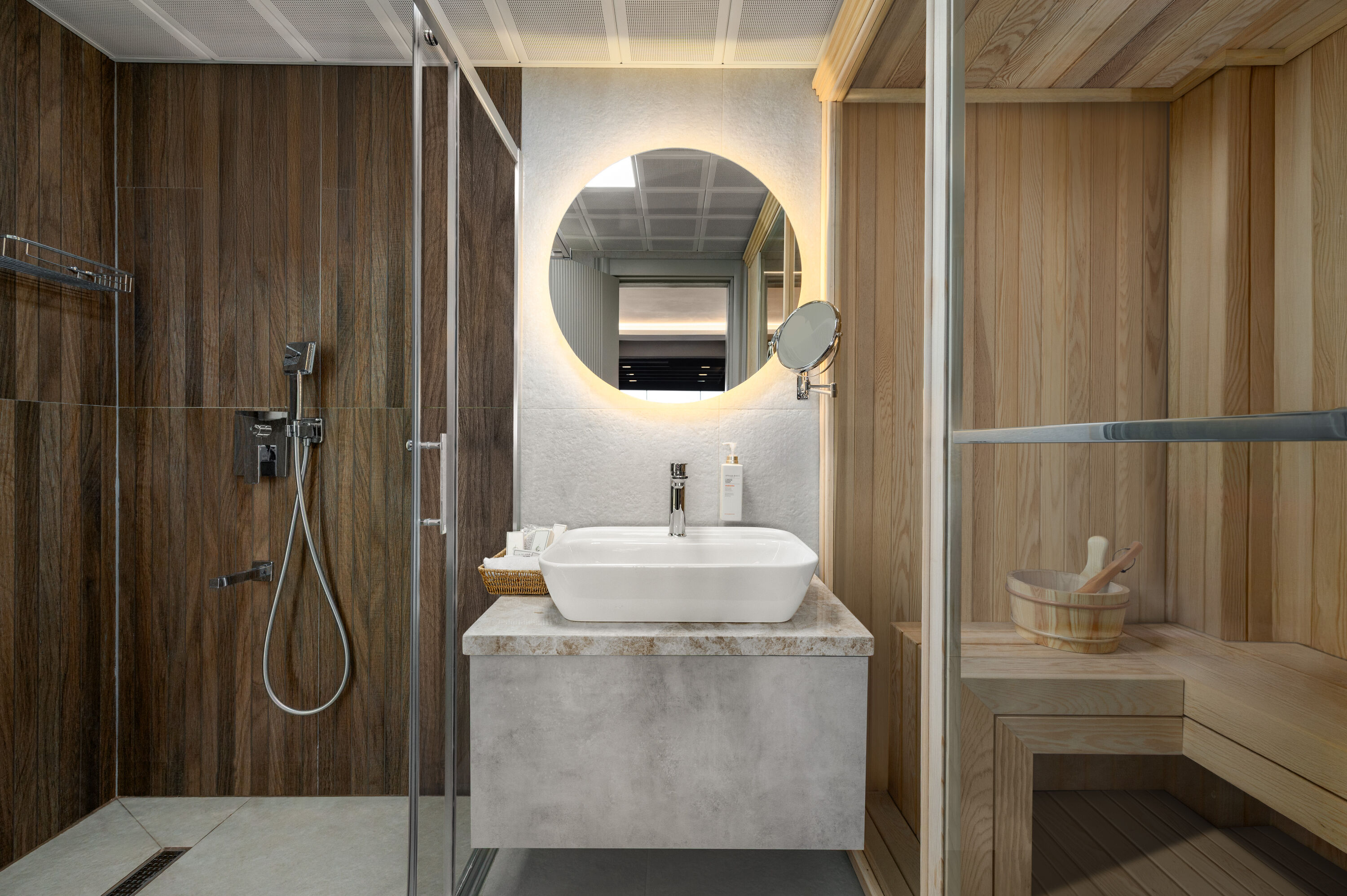 Guest room bath at the Ramada by Wyndham Erzincan Ergan in Erzincan, Other than US/Canada