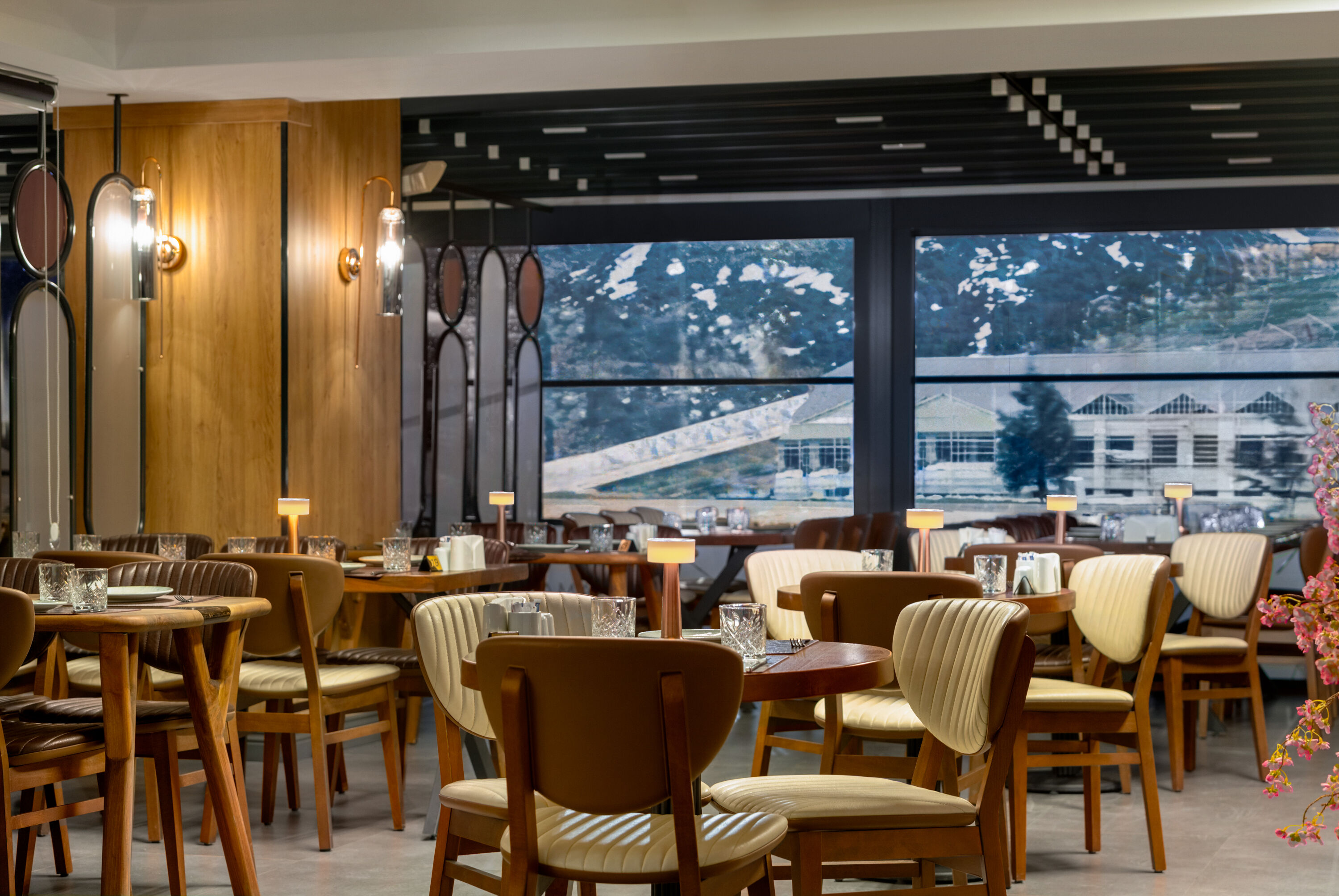 Ramada by Wyndham Erzincan Ergan restaurant in Erzincan, Other than US/Canada