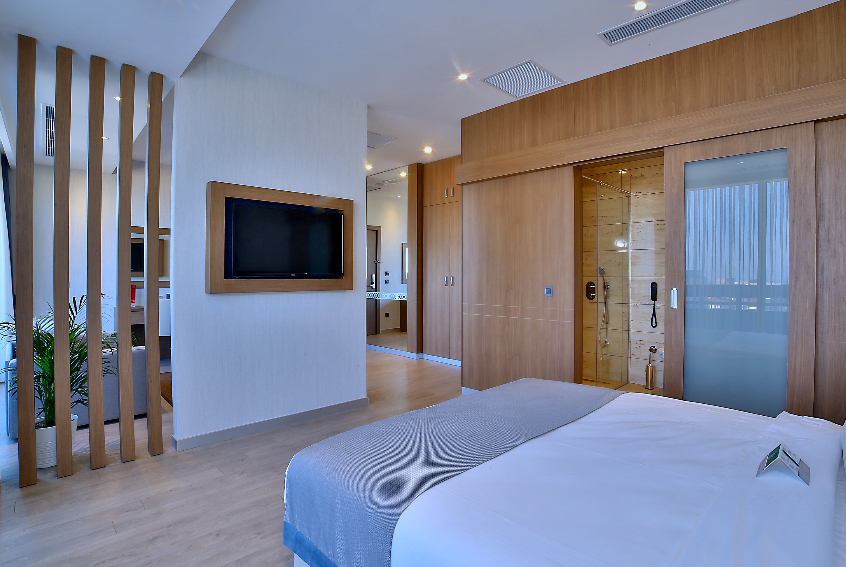Wyndham istanbul old city. Ramada Istanbul old City. Ramada old City 4 Тбилиси. Ramada by Windham Istanbul old City. Арт Сити отель Стамбул.