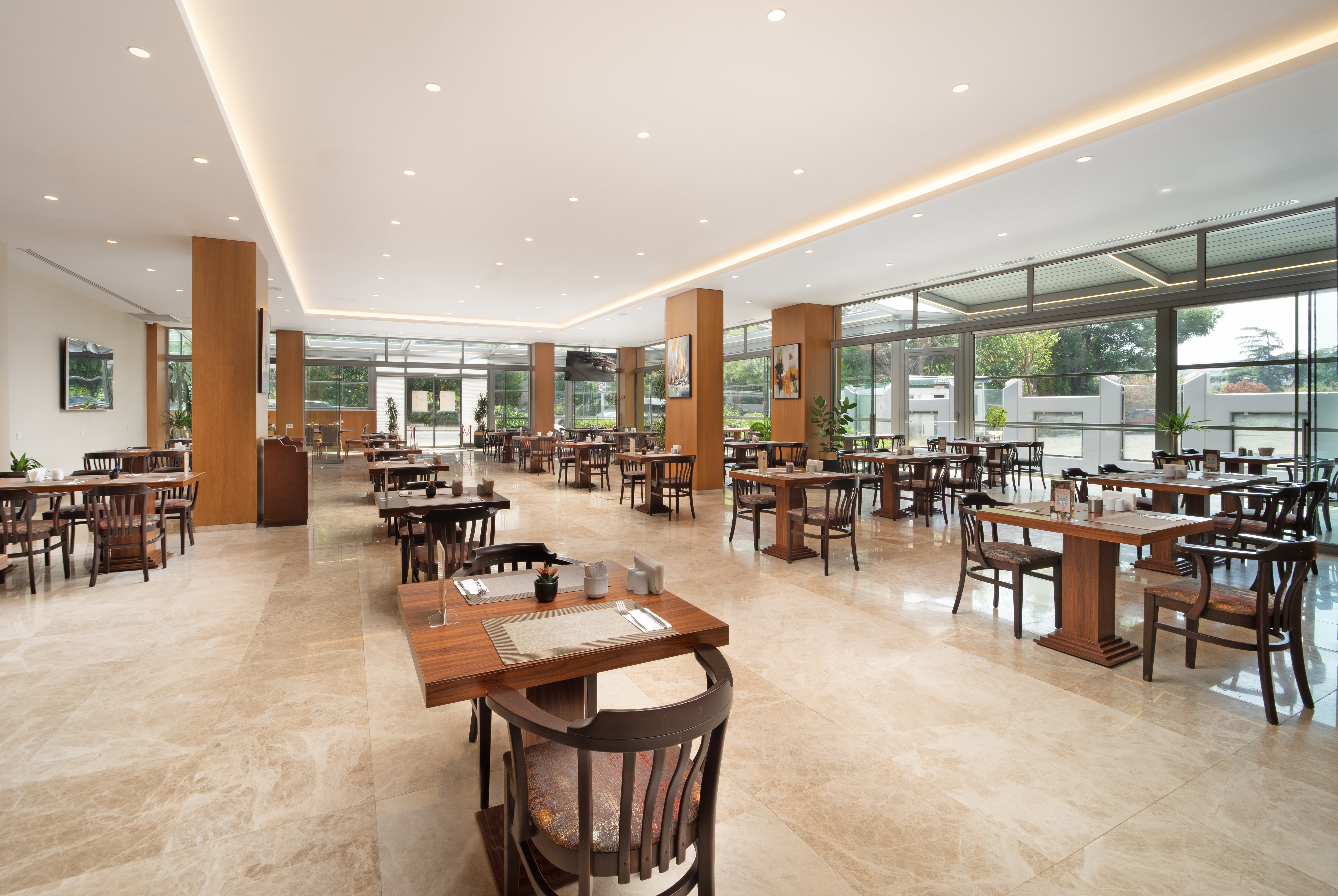 Ramada Plaza by Wyndham Istanbul Atakoy restaurant in Istanbul, Other than US/Canada