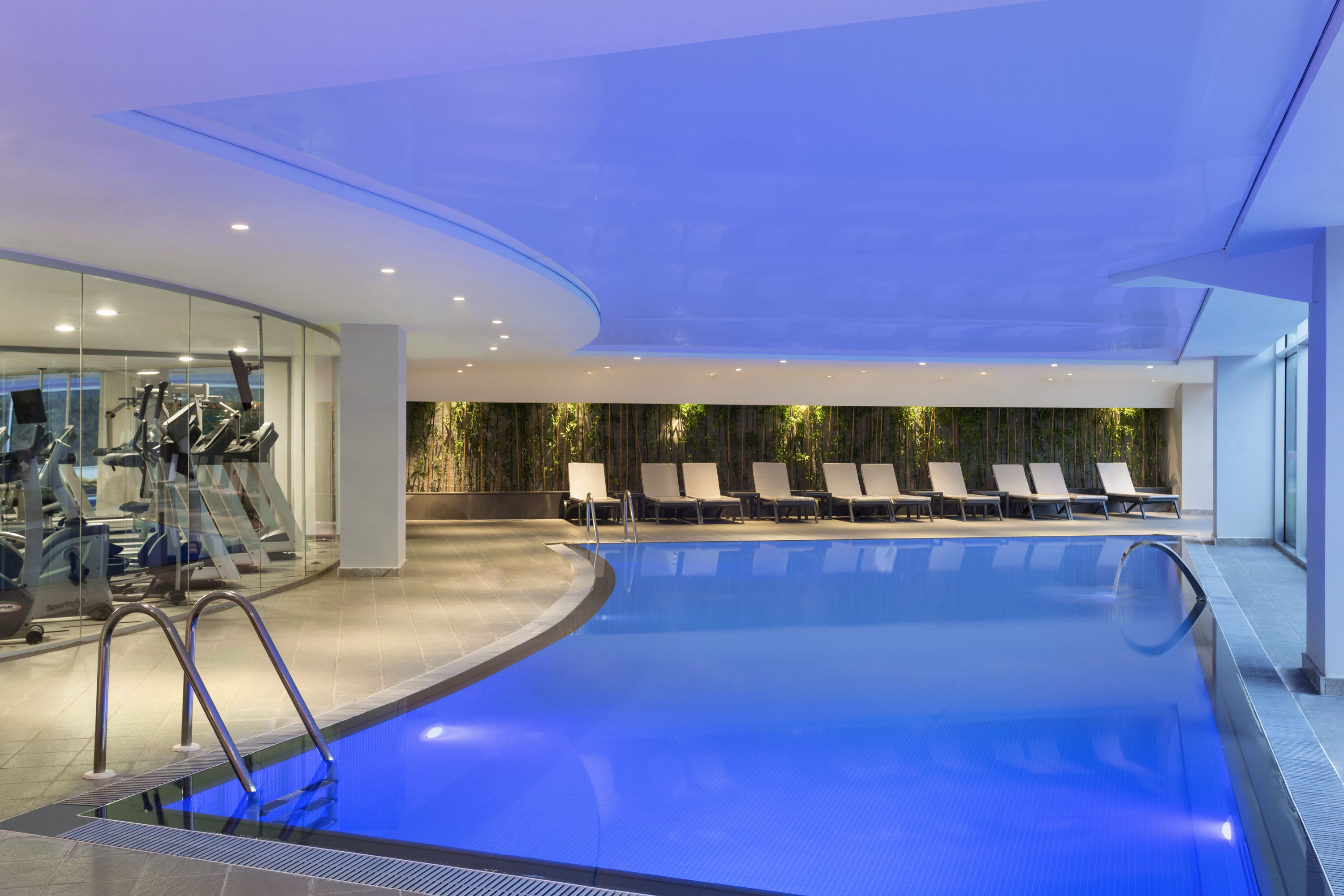 Ramada Hotel Suites By Wyndham Kemalpasa Izmir Izmir Tr Hotels