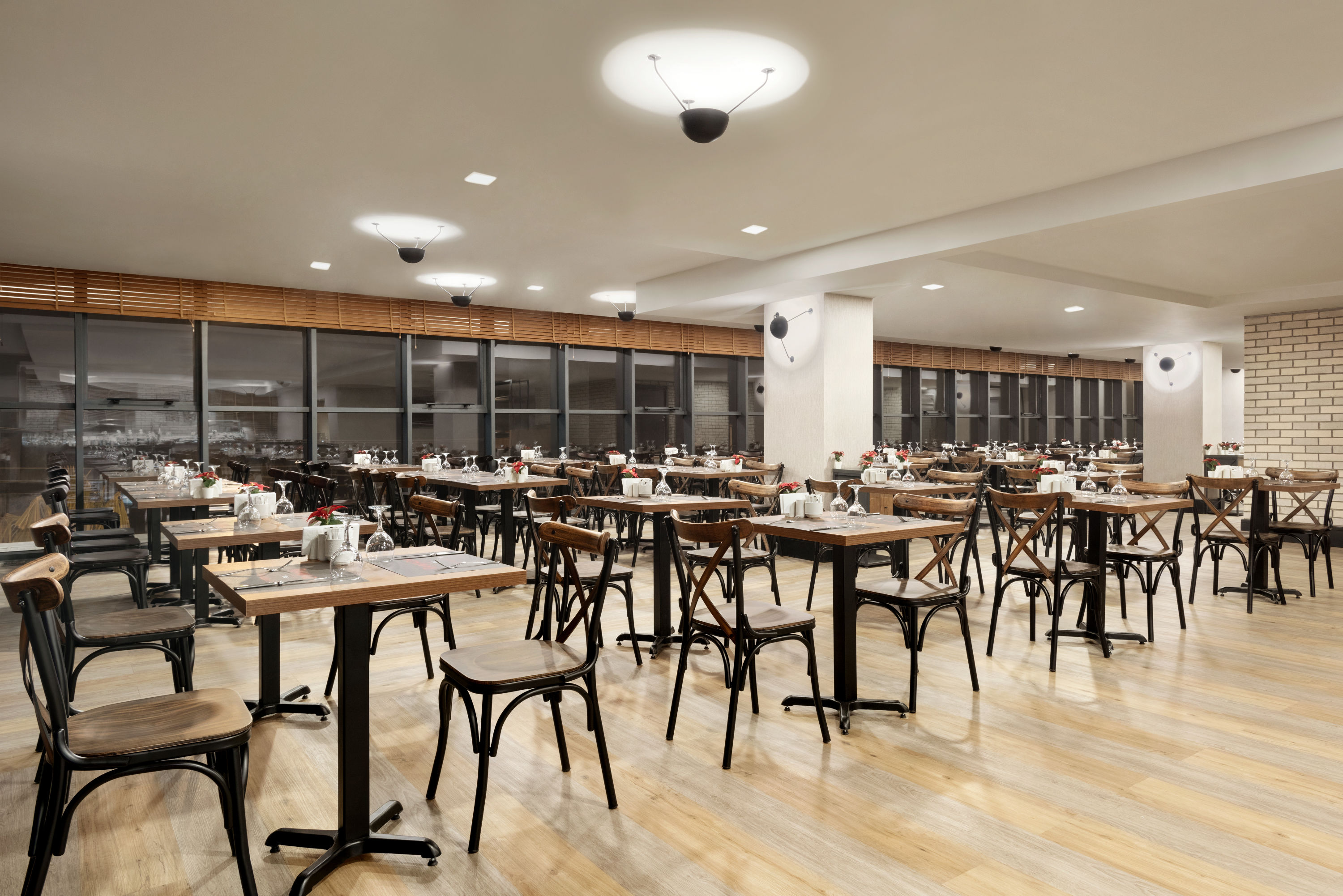Ramada By Wyndham Tire Izmir Tr Hotels