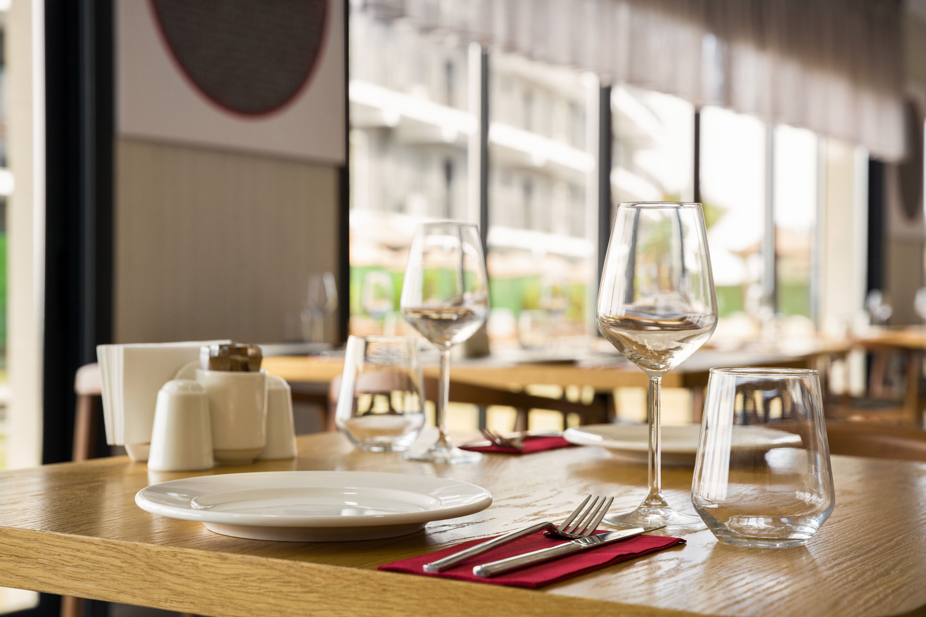 Ramada by Wyndham Cesme restaurant in Izmir, Other than US/Canada