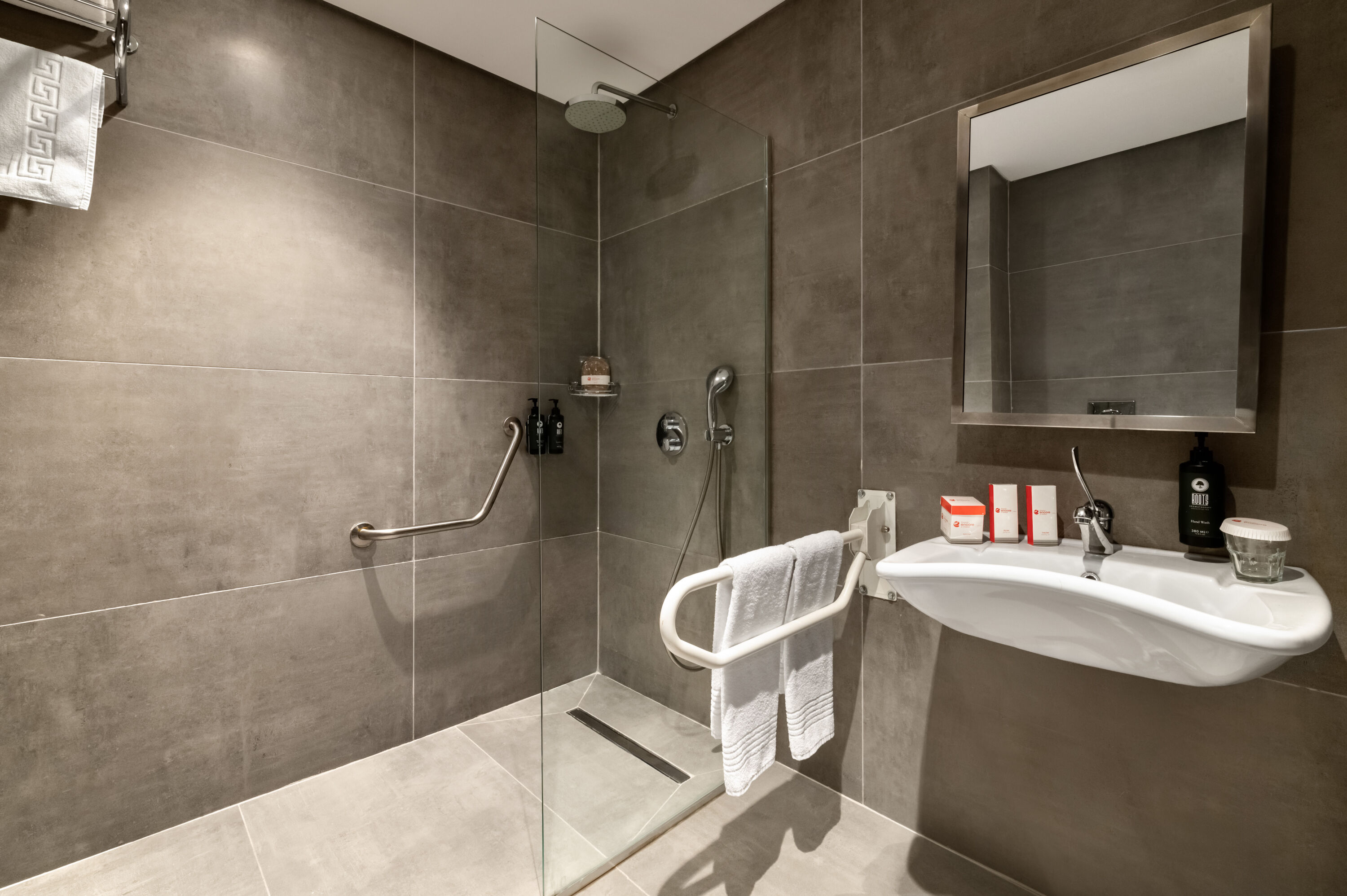 Guest room bath at the Ramada Encore by Wyndham Konya Selcuklu in Konya, Other than US/Canada