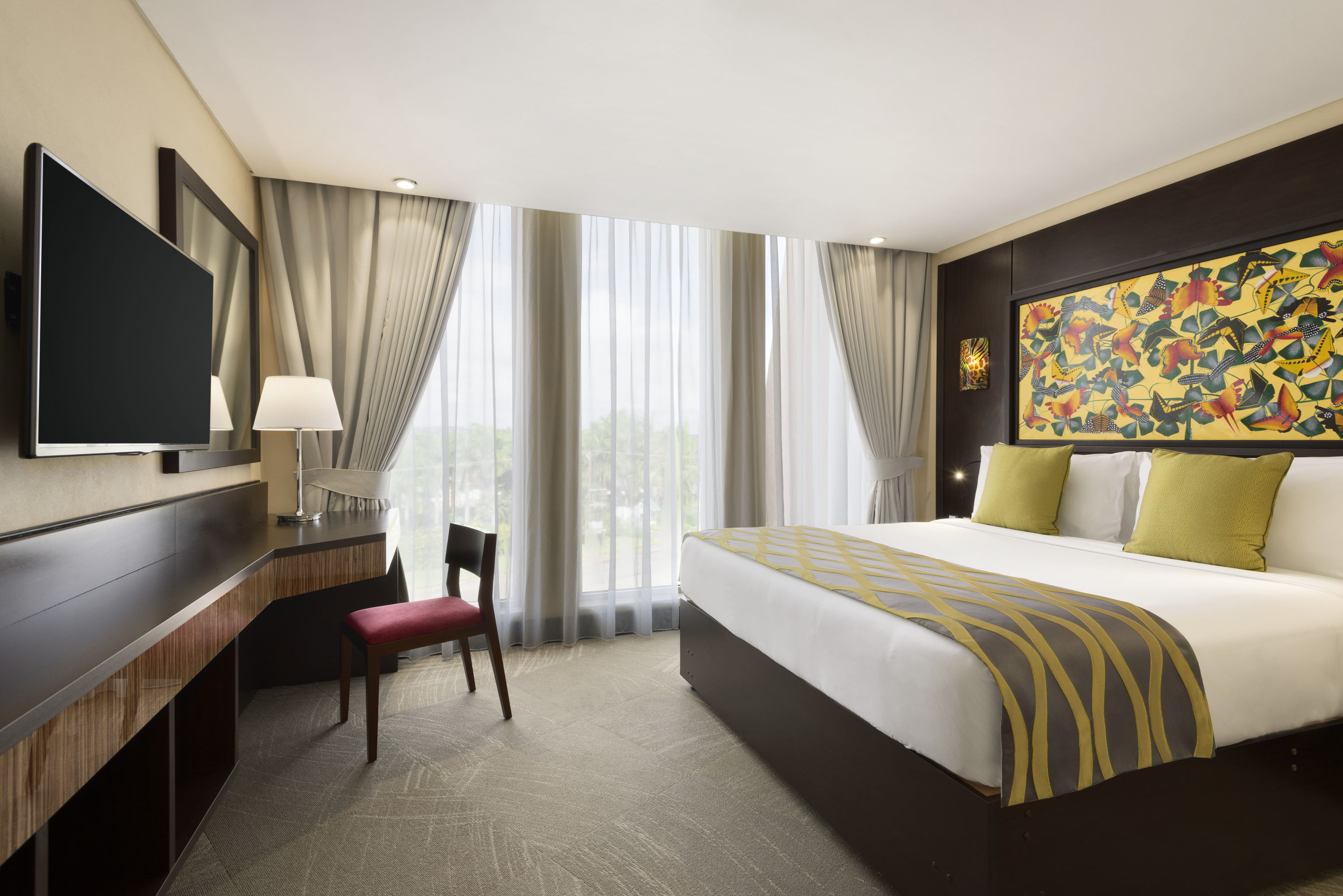 1 King Bed, Junior Suite, Courtyard View