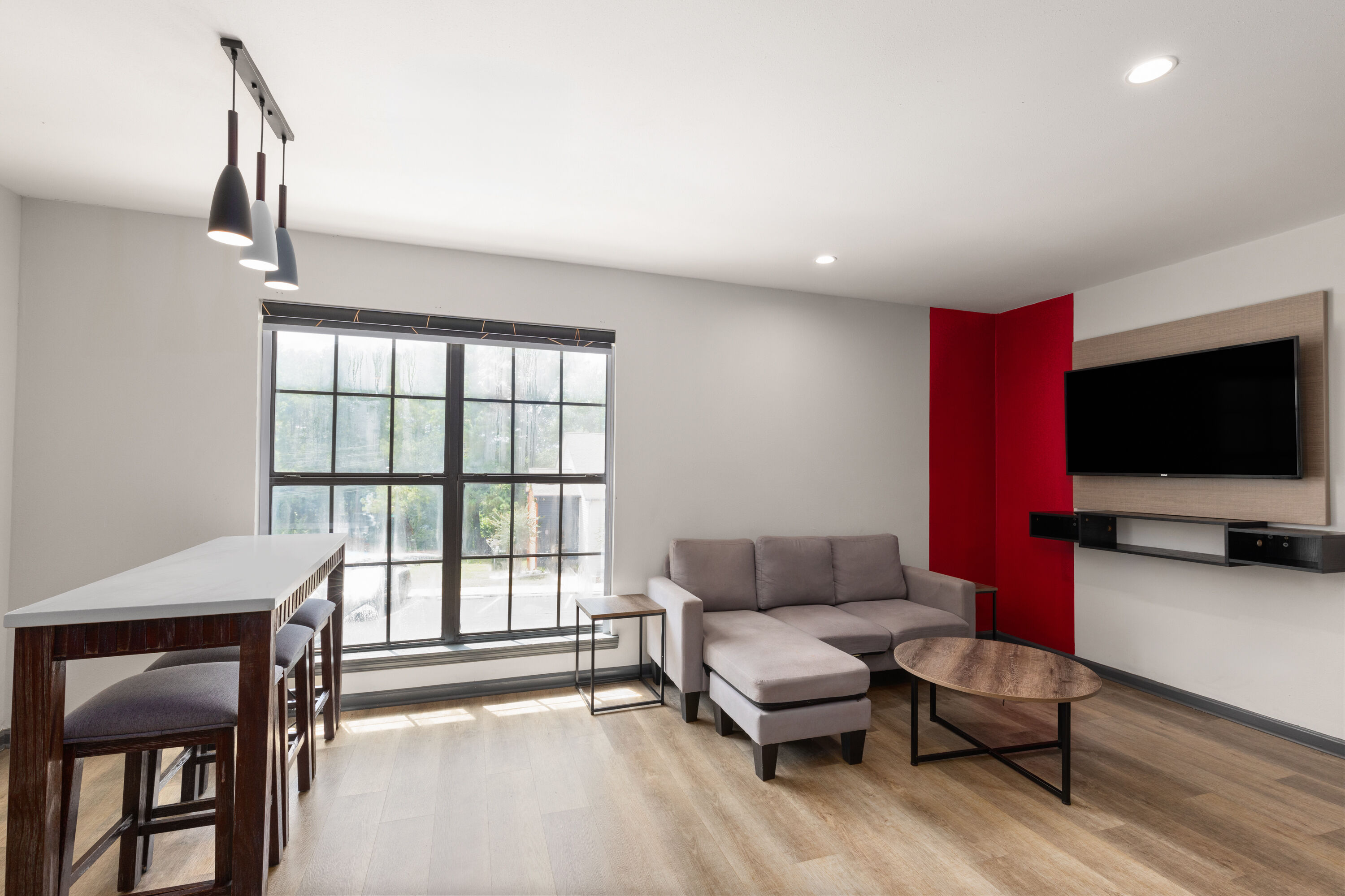 Ramada by Wyndham Studio Suites Dothan suite in Dothan, Alabama