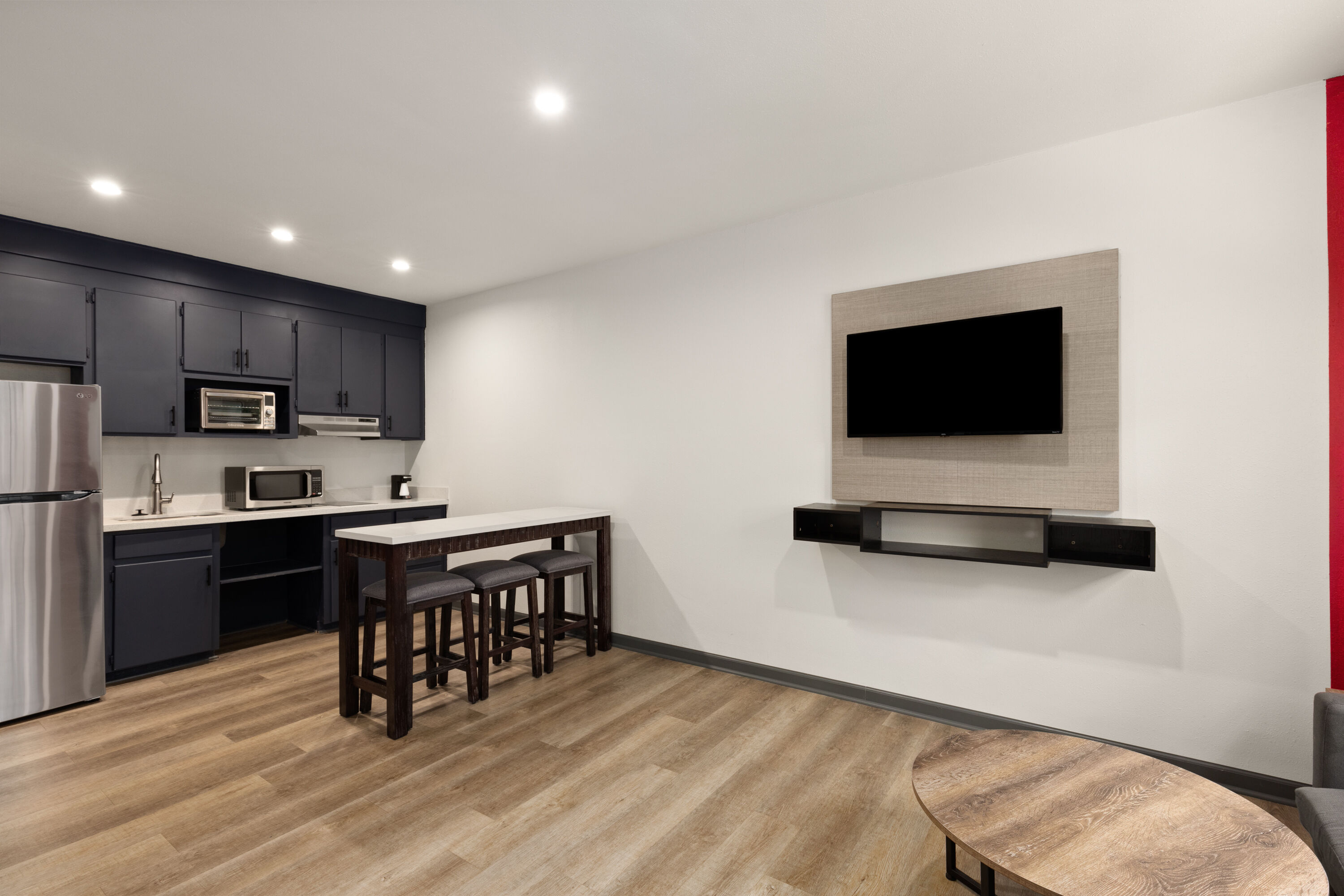 Ramada by Wyndham Studio Suites Dothan suite in Dothan, Alabama