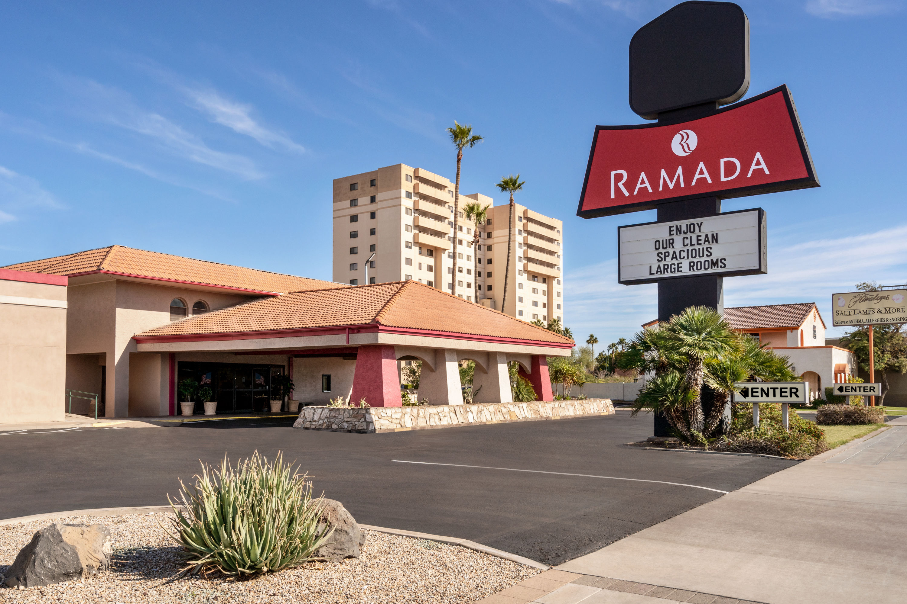 Ramada By Wyndham Mesa Downtown Mesa Az Hotels