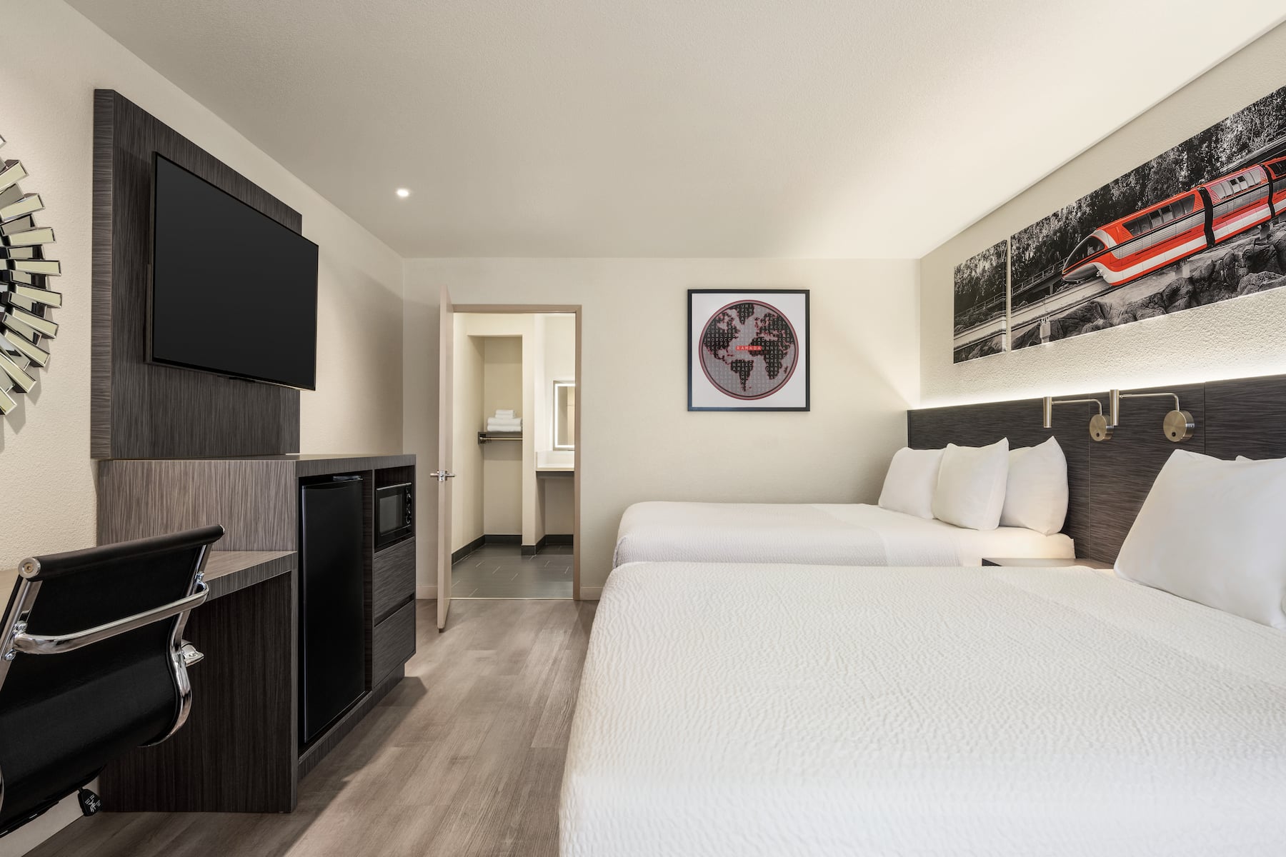 Ramada by Wyndham Anaheim Convention Center | Anaheim, CA Hotels