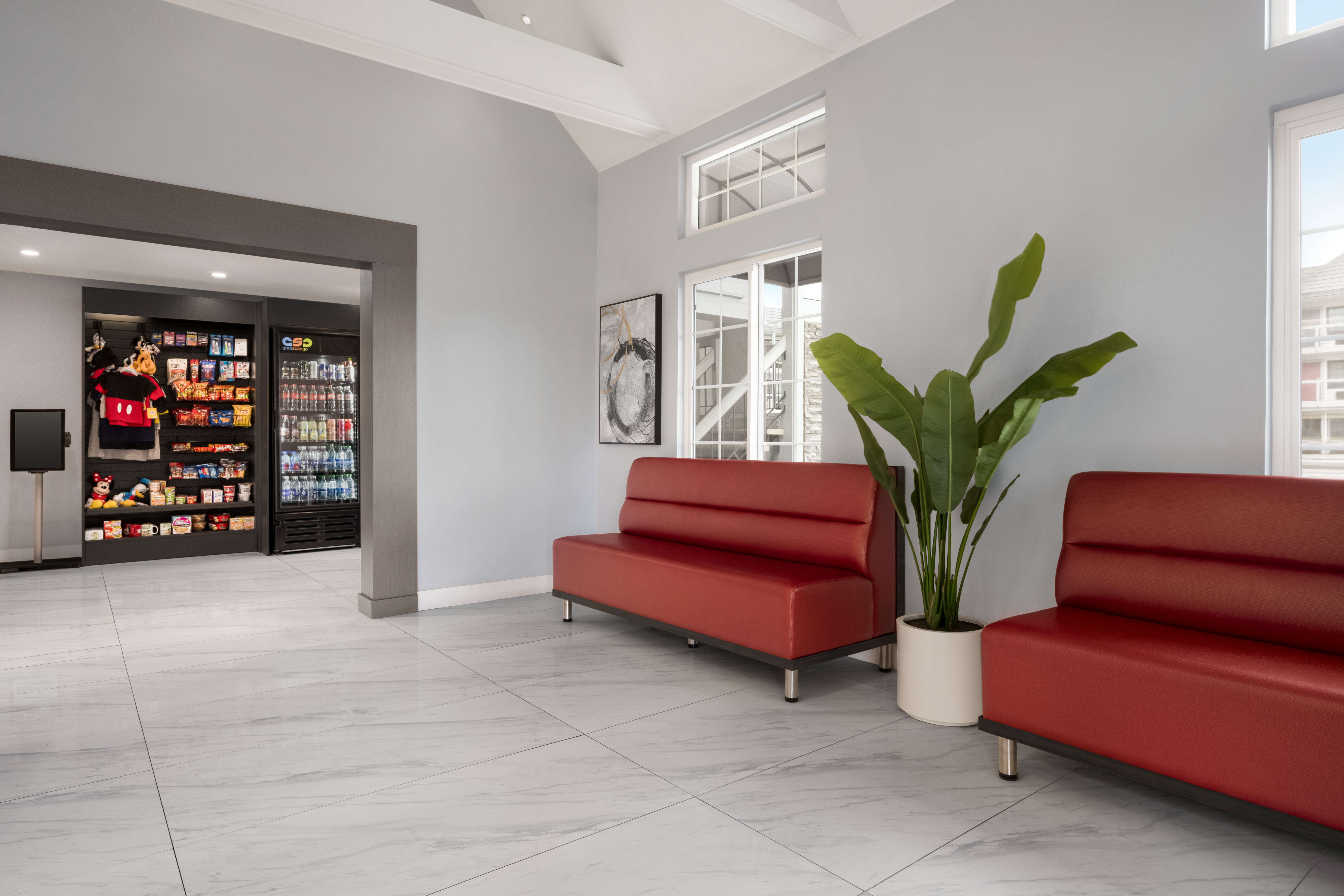 Ramada by Wyndham Anaheim Convention Center | Anaheim, CA Hotels