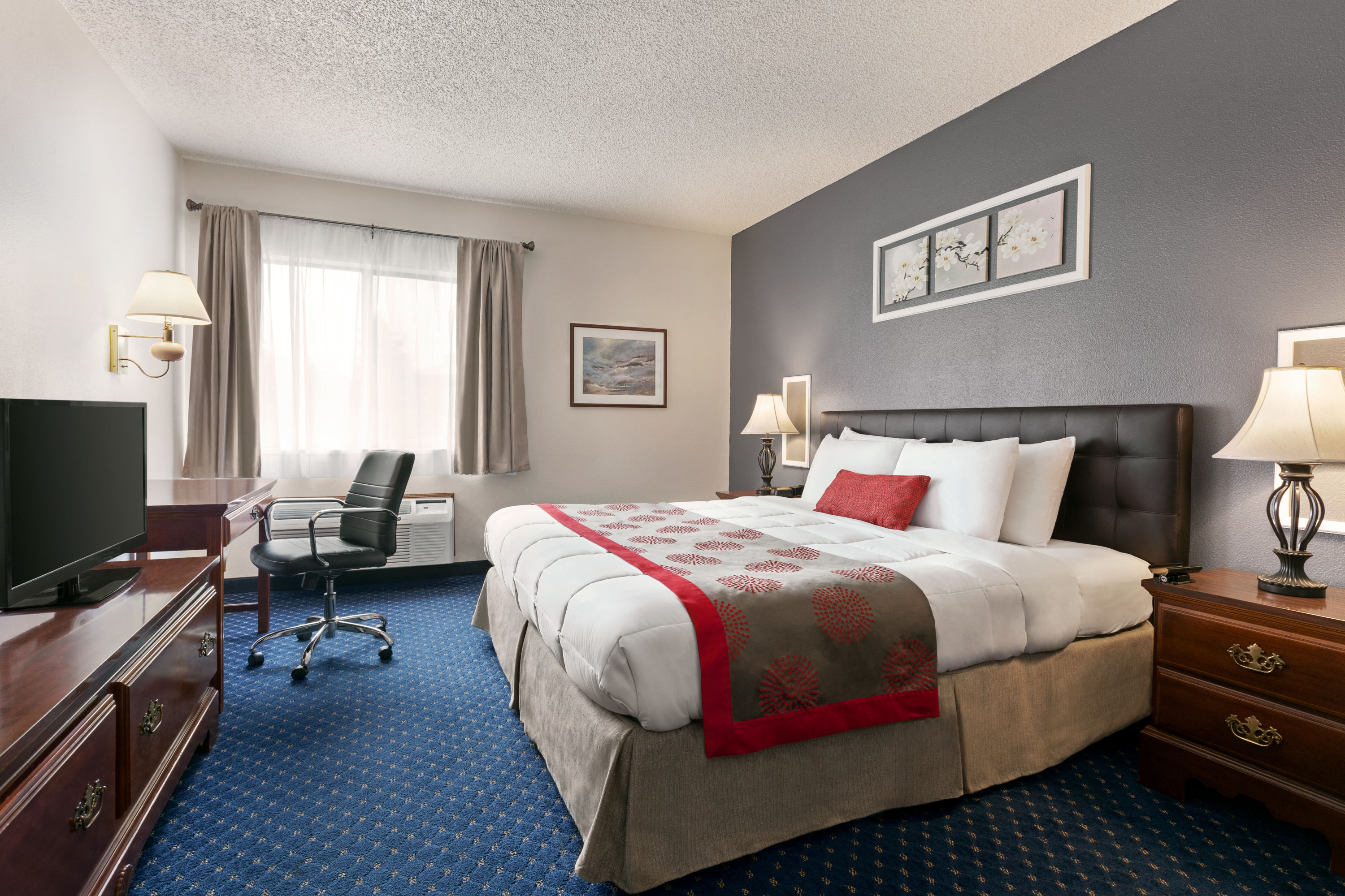 Guest room at the Ramada by Wyndham Arcata in Arcata, California