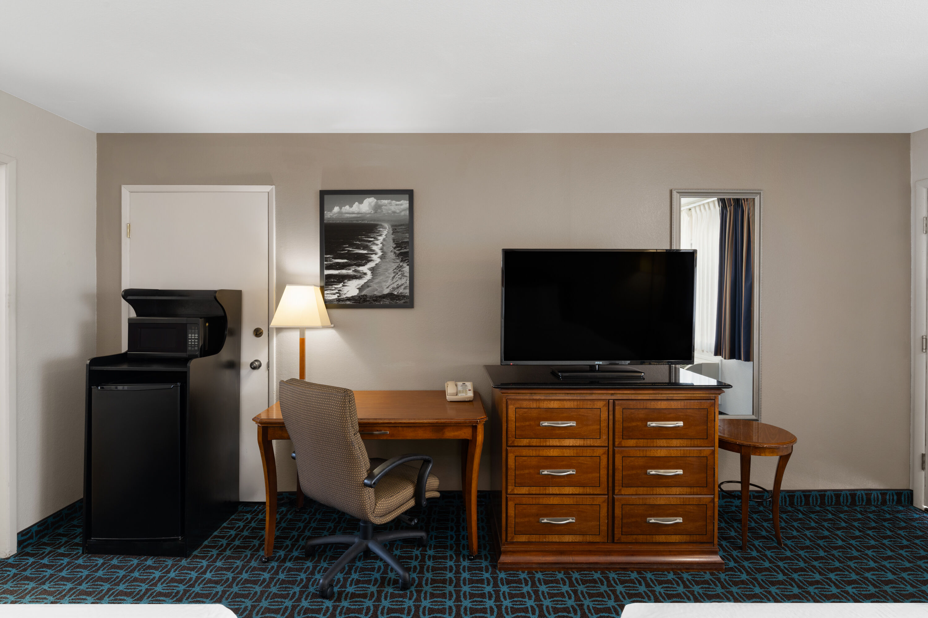 Guest room at the Ramada Bayside Inn & Suites Eureka in Eureka, California