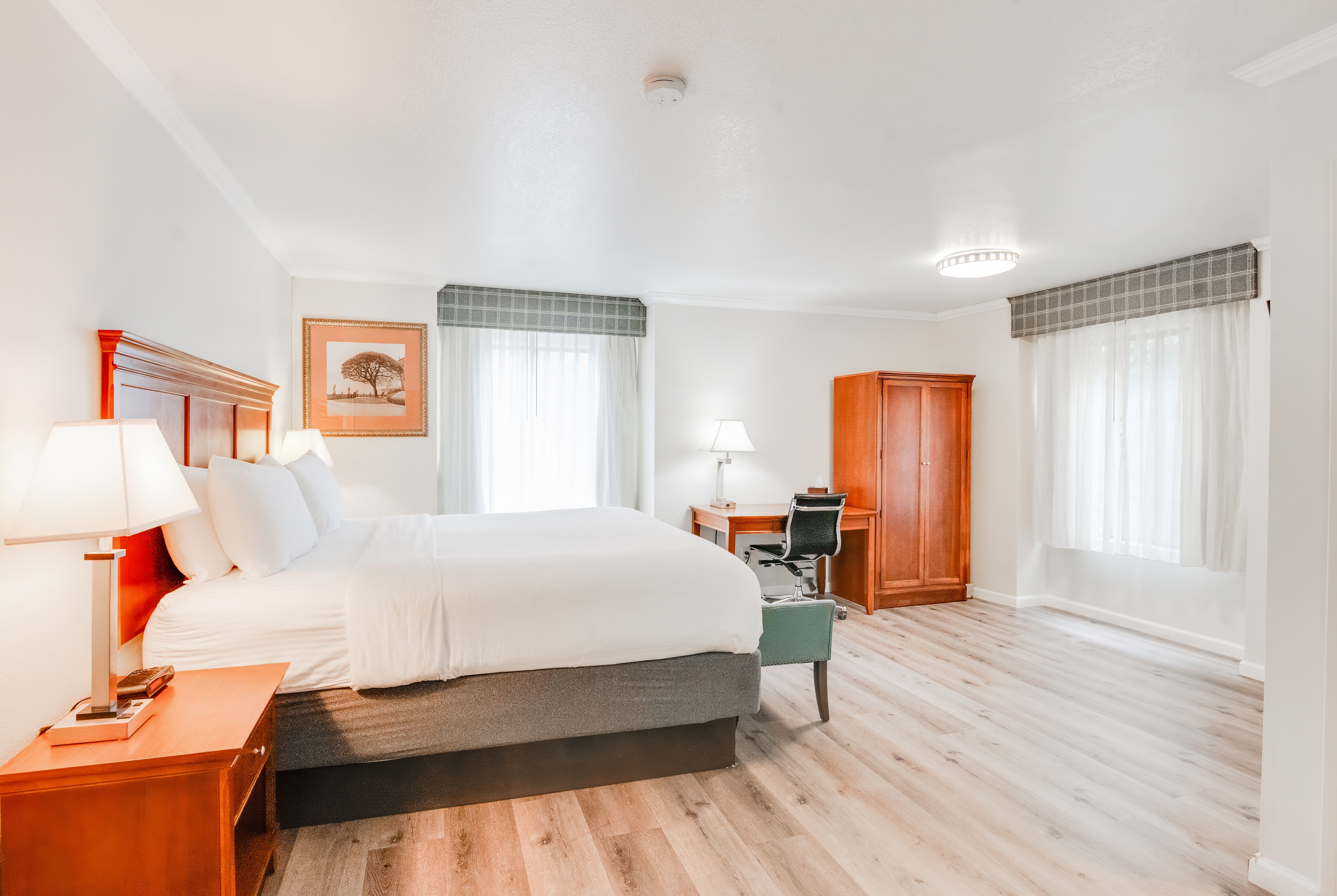 Guest room at the Ramada by Wyndham Mountain View in Mountain View, California