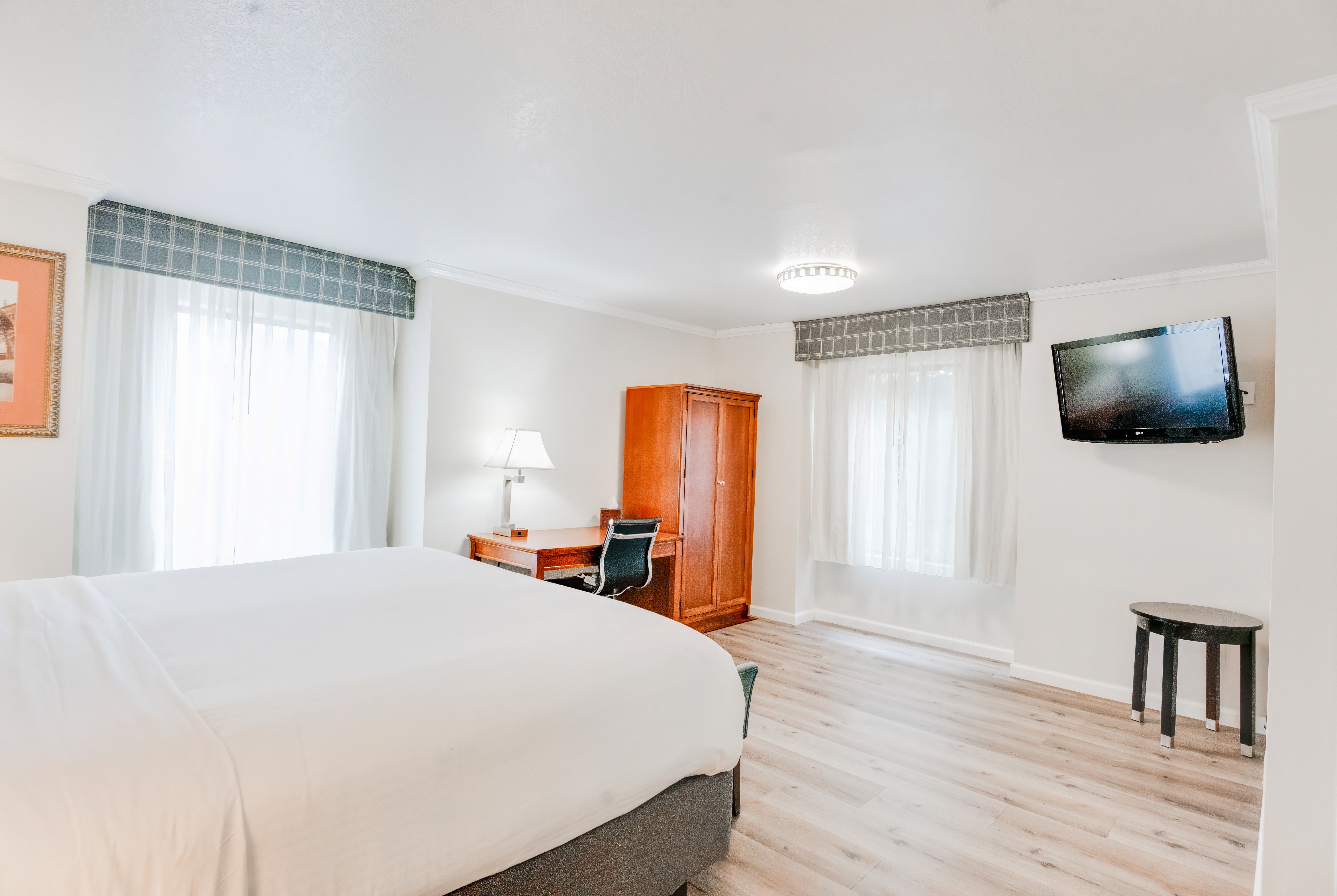 Guest room at the Ramada by Wyndham Mountain View in Mountain View, California