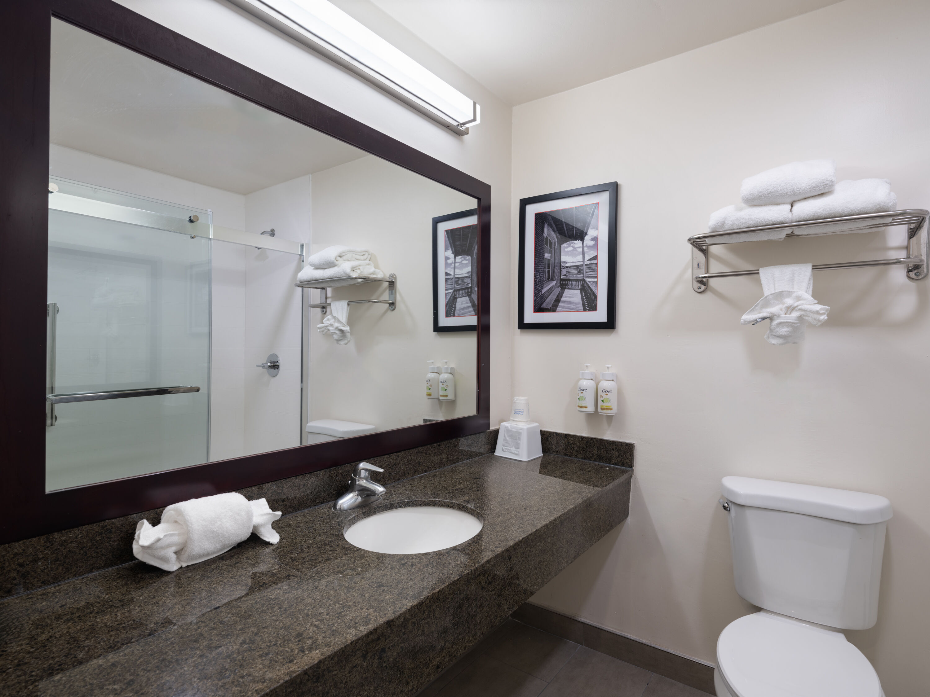 Guest room bath at the Ramada by Wyndham San Diego Poway Miramar in Poway, California