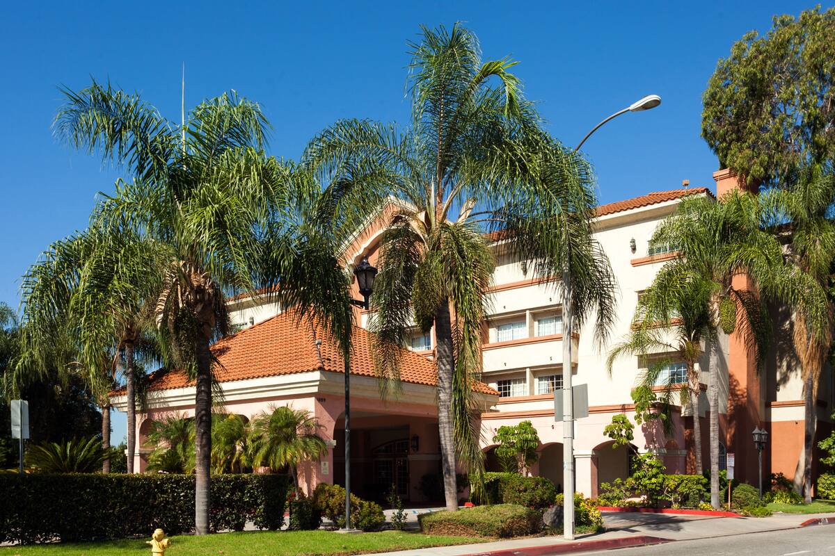 Ramada South El Monte Hotels Ca 91733 Exterior Of Ramada South El Monte Hotel In California