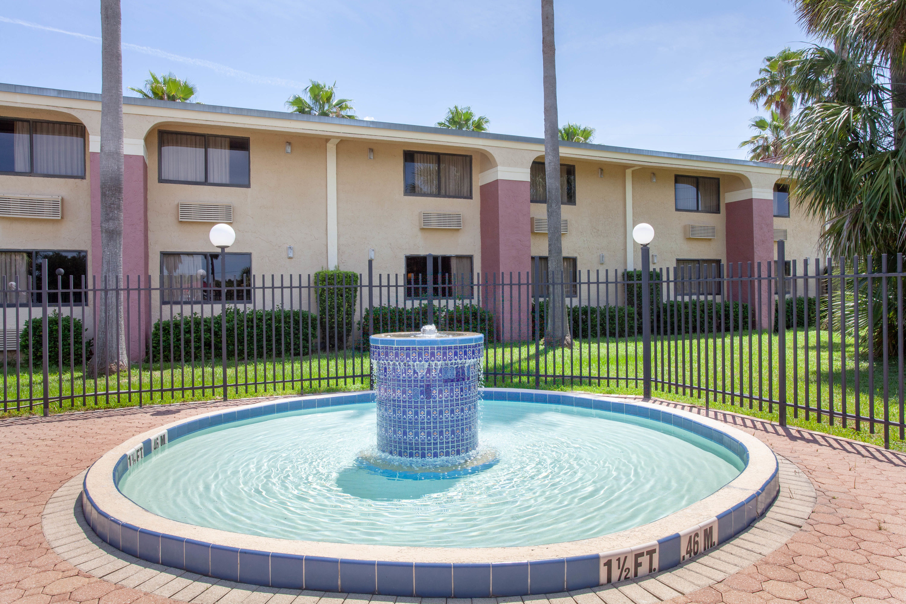 Ramada By Wyndham Davenport Orlando South Davenport Fl Hotels