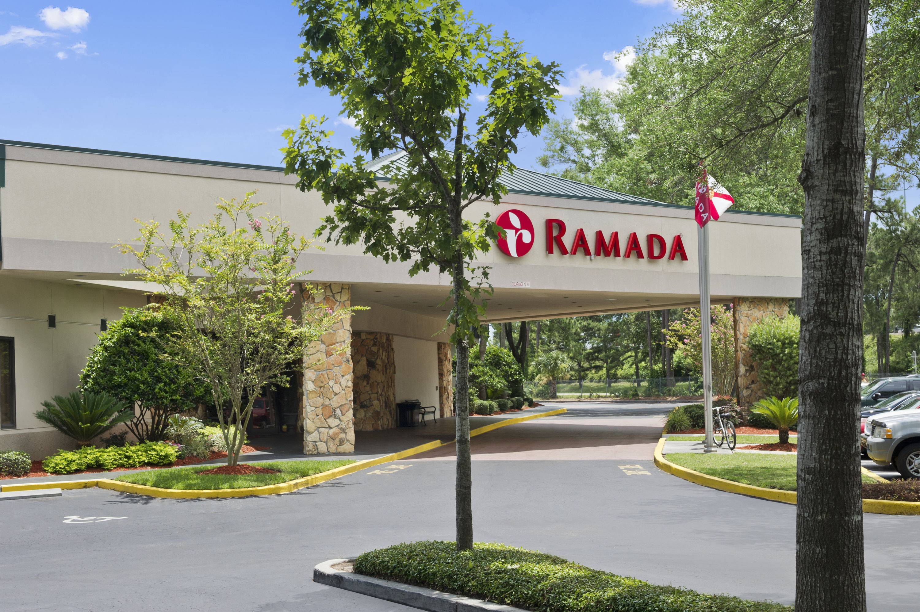 Ramada By Wyndham Jacksonville Hotel Conference Center