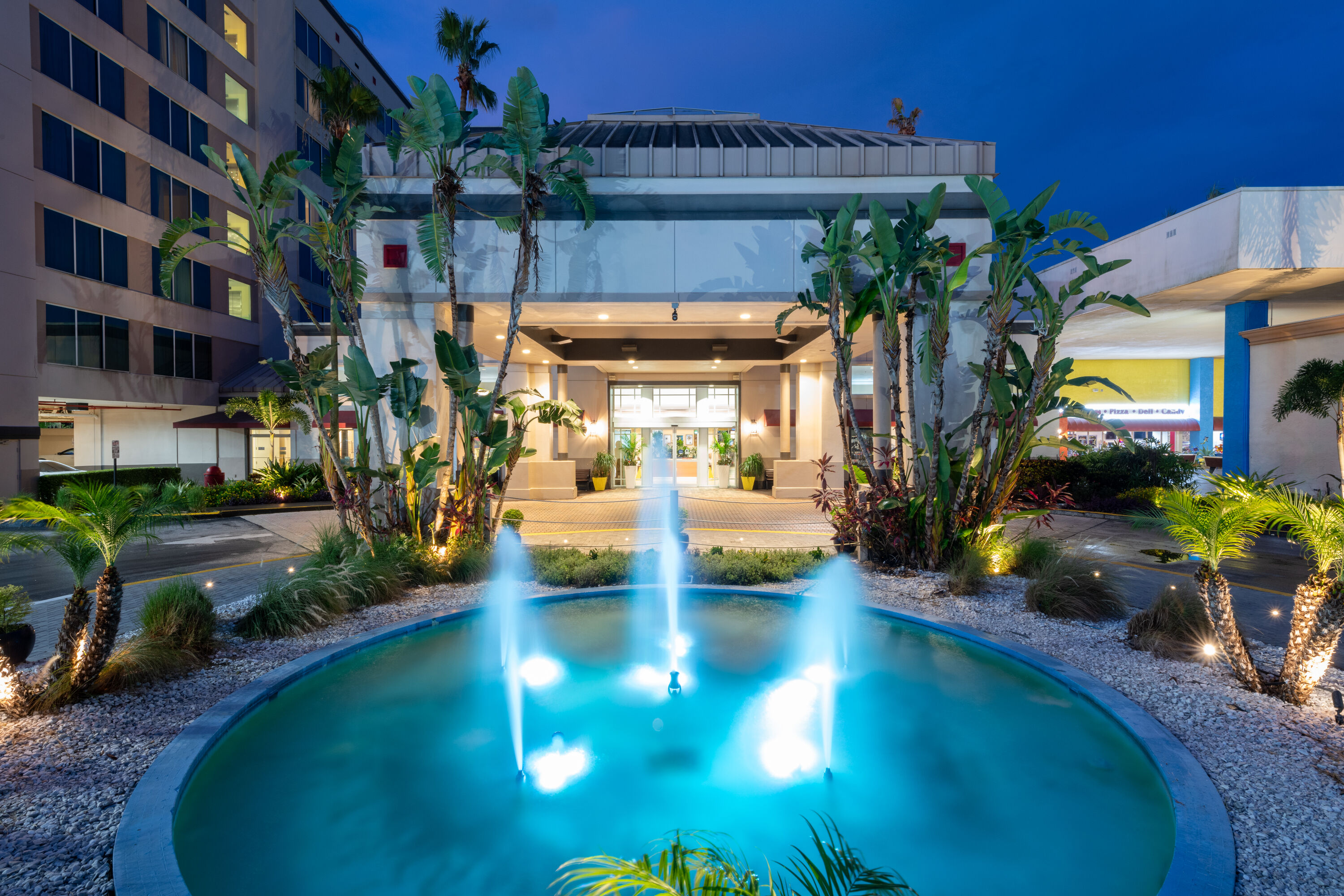 Ramada by Wyndham Kissimmee Gateway | Kissimmee, FL Hotels