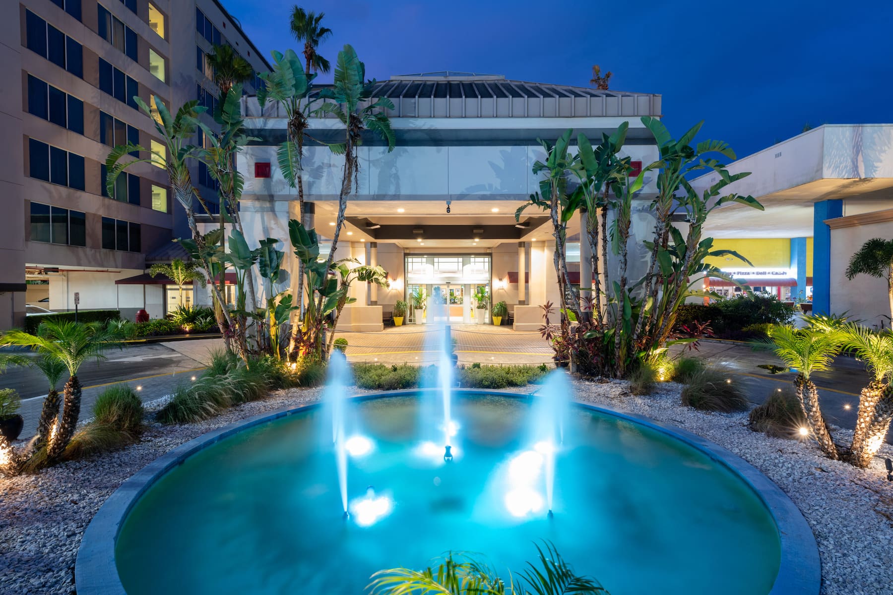 Ramada by Wyndham Kissimmee Gateway | Kissimmee, FL Hotels