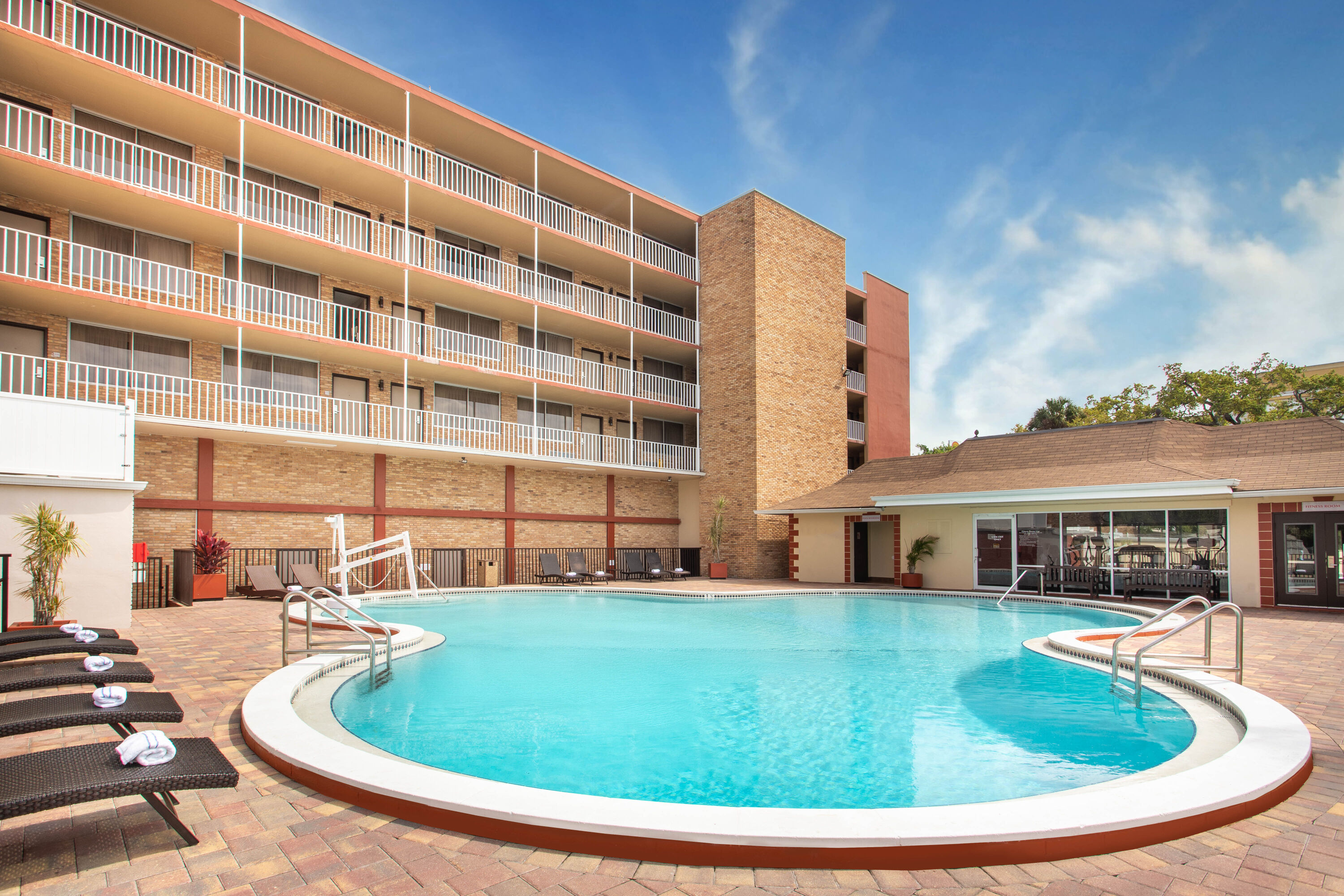 Ramada By Wyndham Tampa Airport Westshore Tampa Fl Hotels