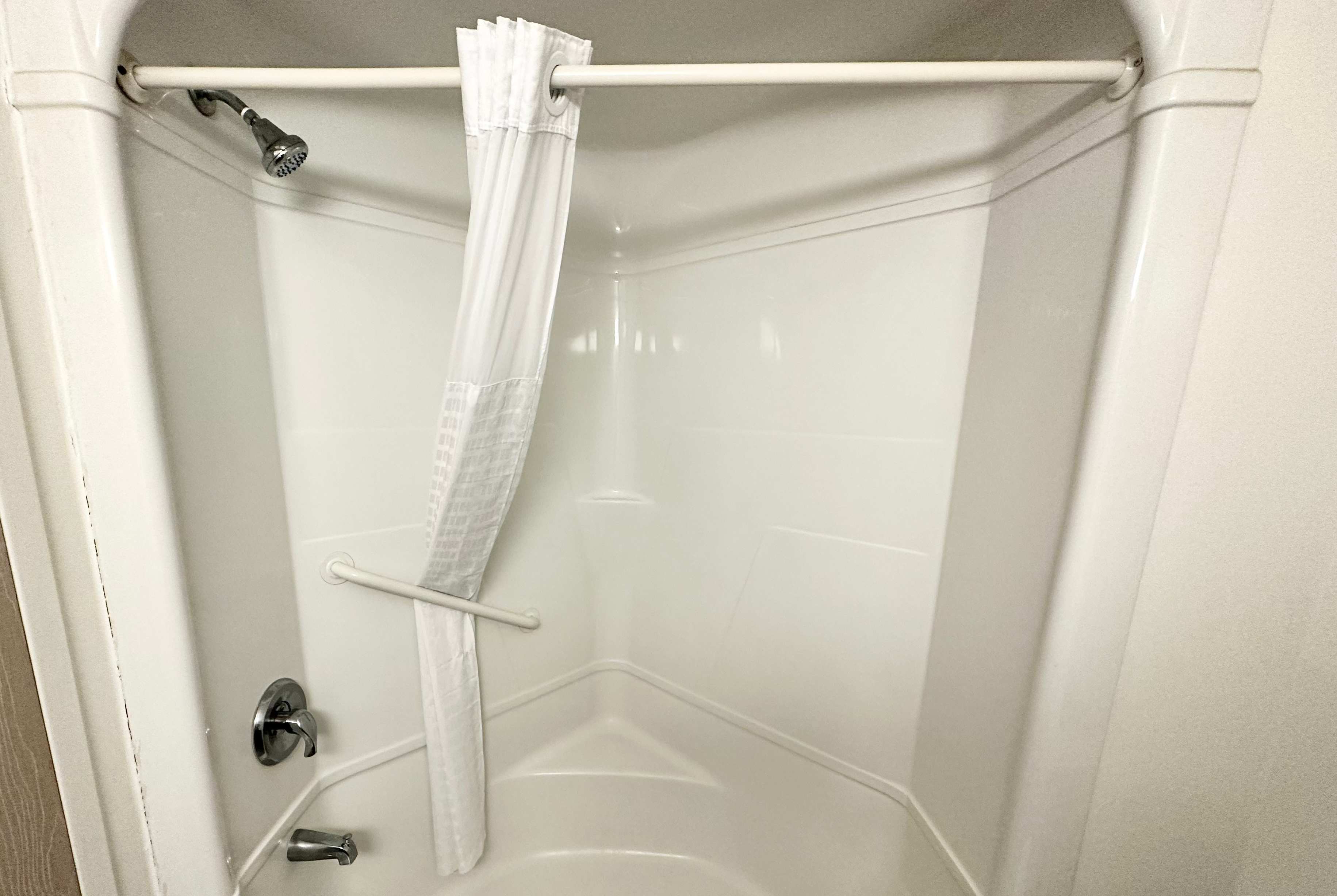 Guest room bath at the Ramada by Wyndham Lithia Springs Atlanta in Lithia Springs, Georgia